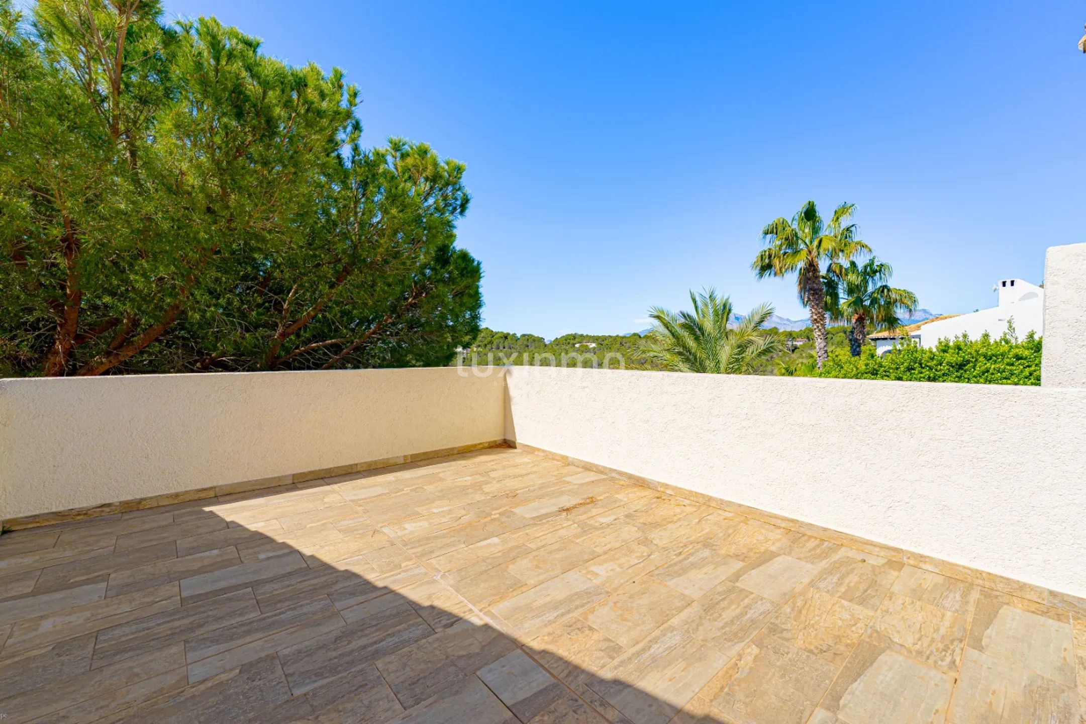 Mediterranean-style villa with pool and mountain views in Altea la Vella — photo 25