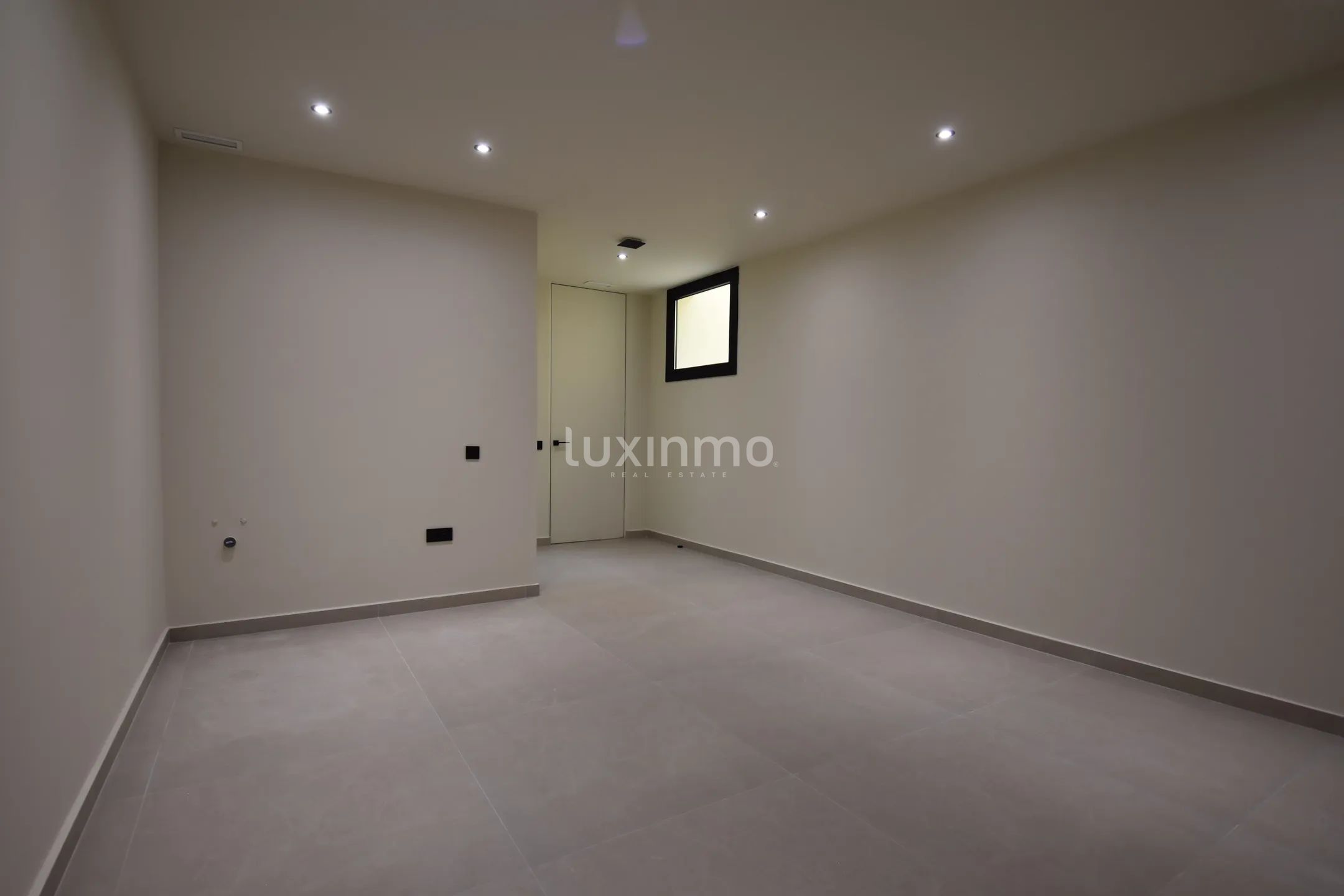 New built villa with 4 bedrooms with in Polop — photo 29