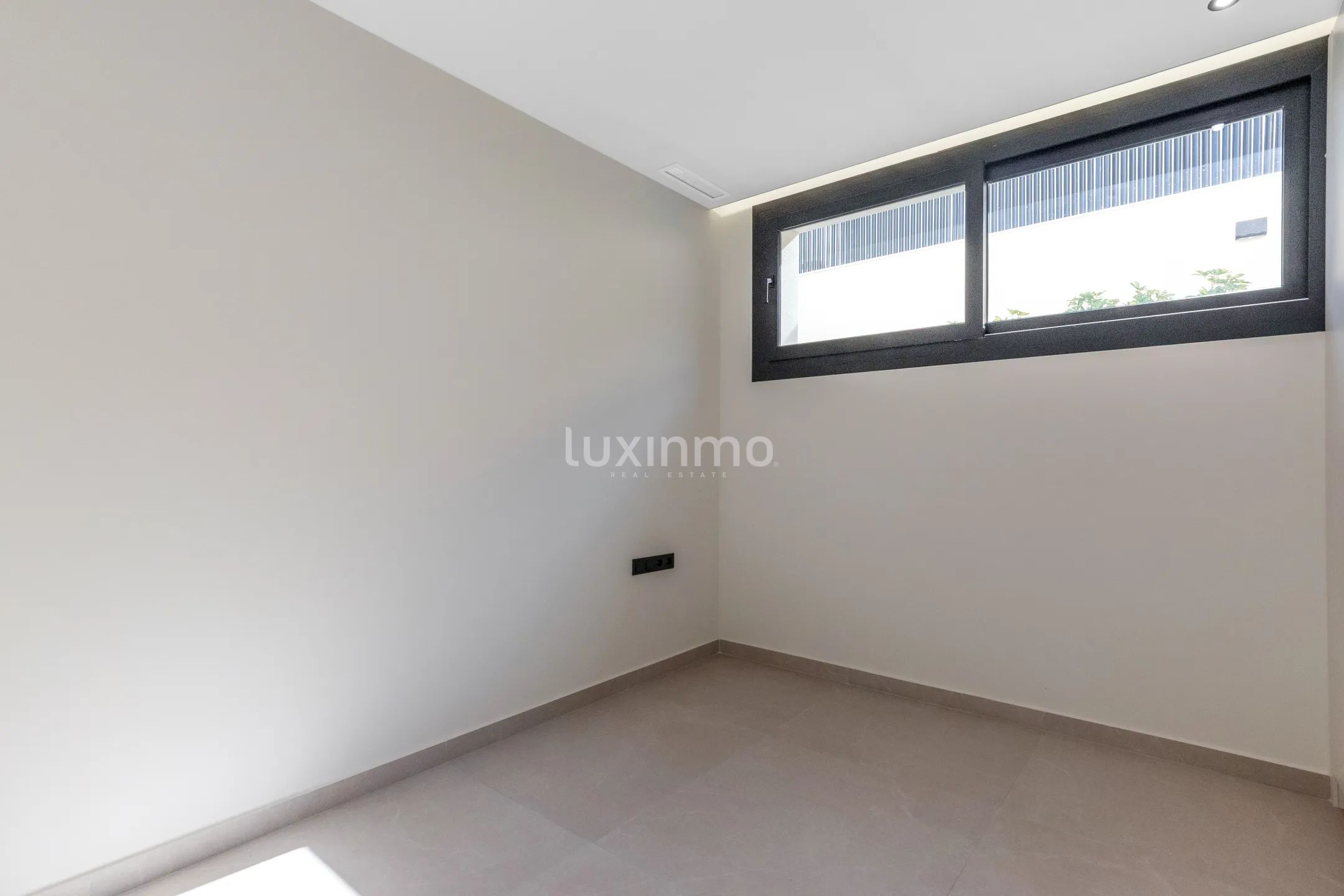 Nybyggd villa med 4 sovrum med i Polop — photo 19