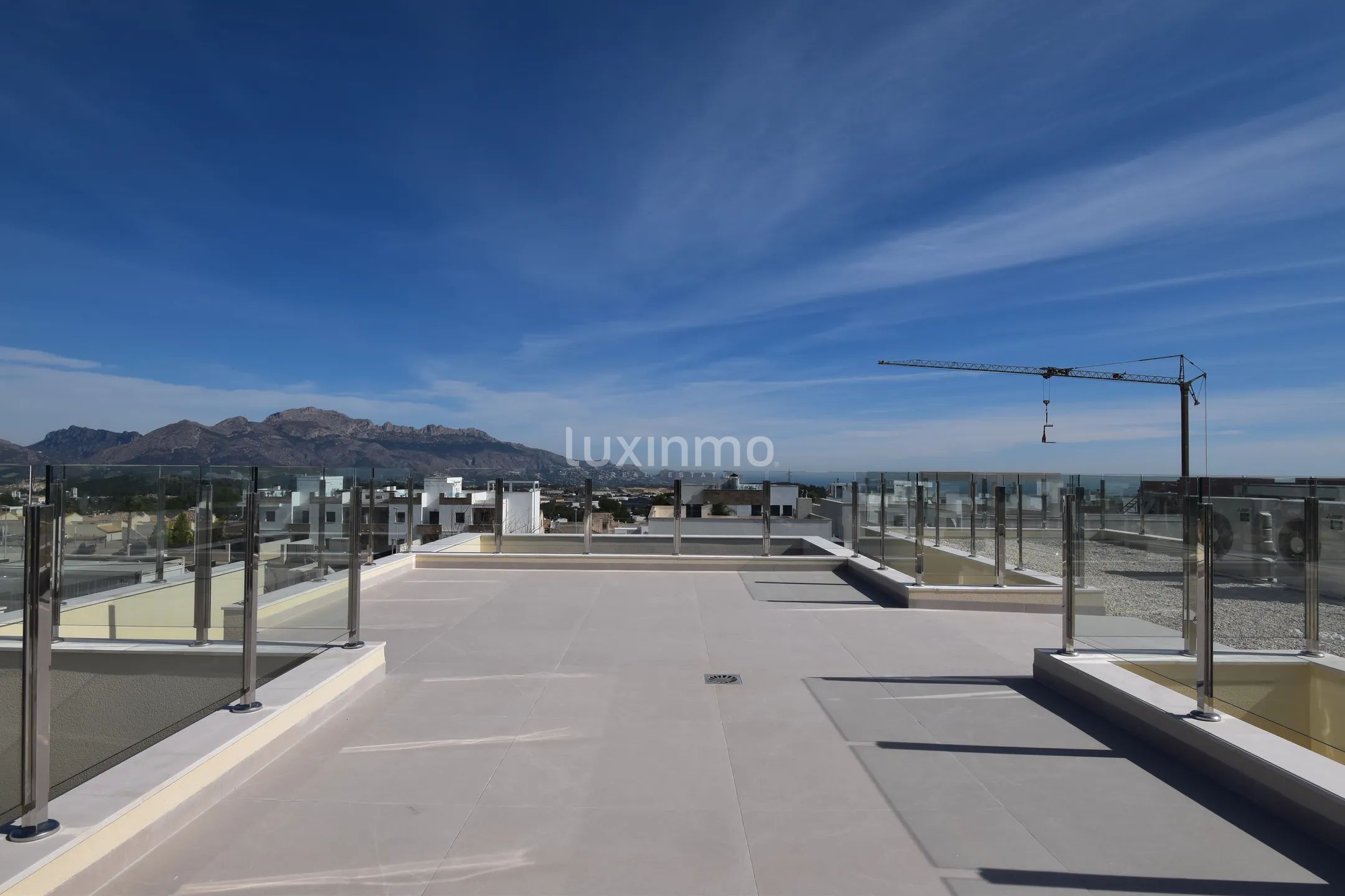 Nybyggd villa med 4 sovrum med i Polop — photo 31