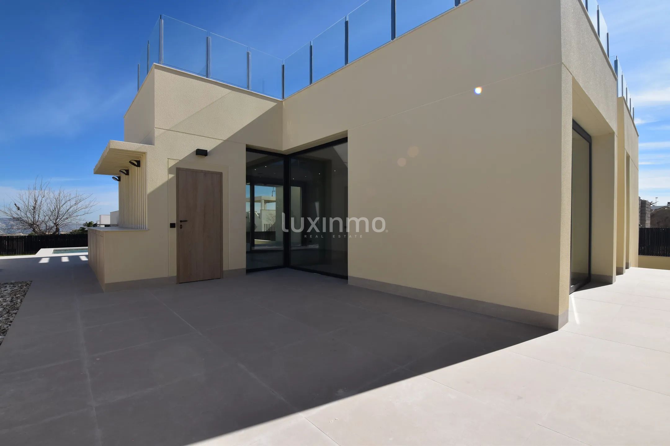 New built villa with 4 bedrooms with in Polop — photo 37