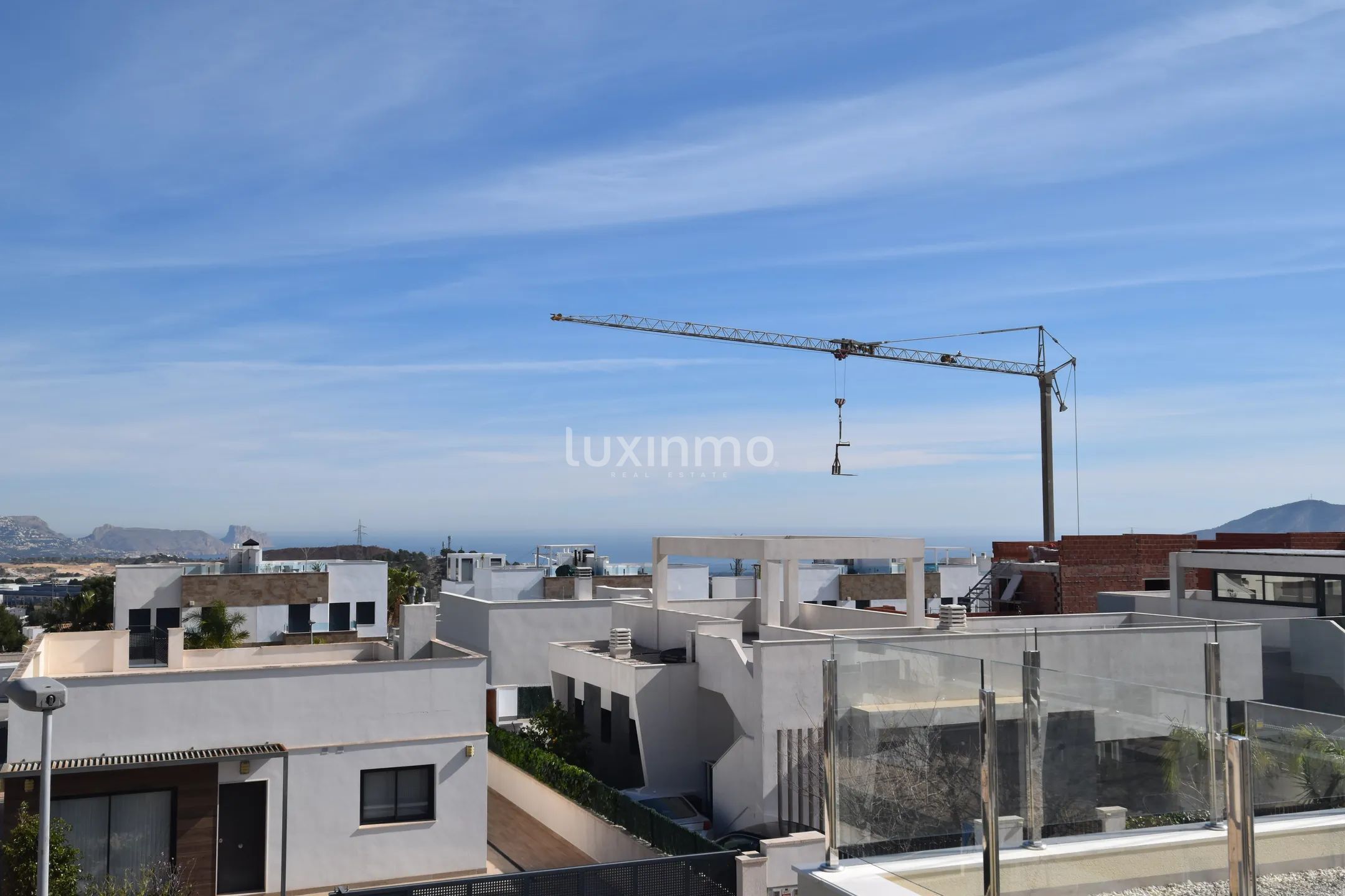 Nybyggd villa med 4 sovrum med i Polop — photo 35