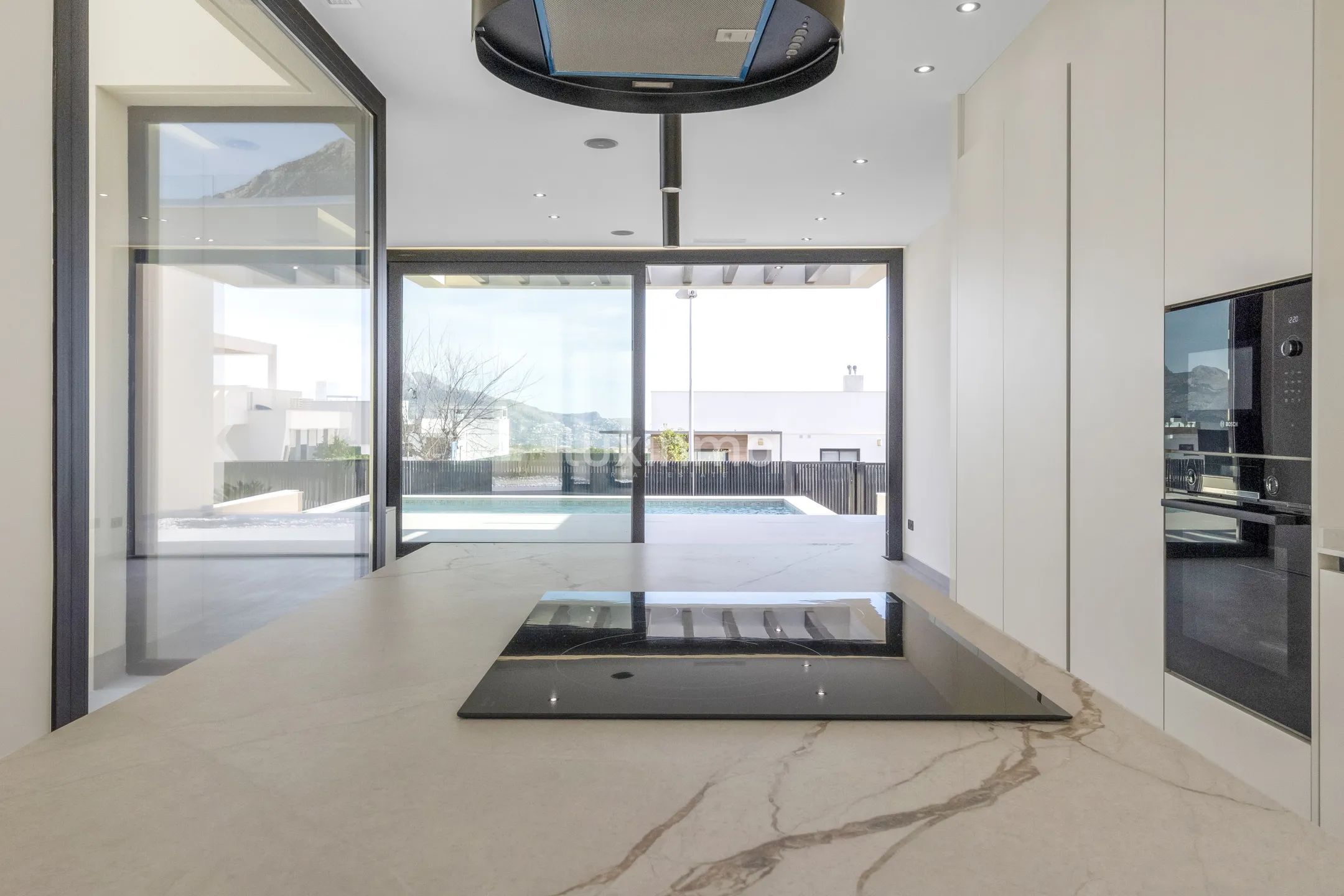 Nybyggd villa med 4 sovrum med i Polop — photo 10