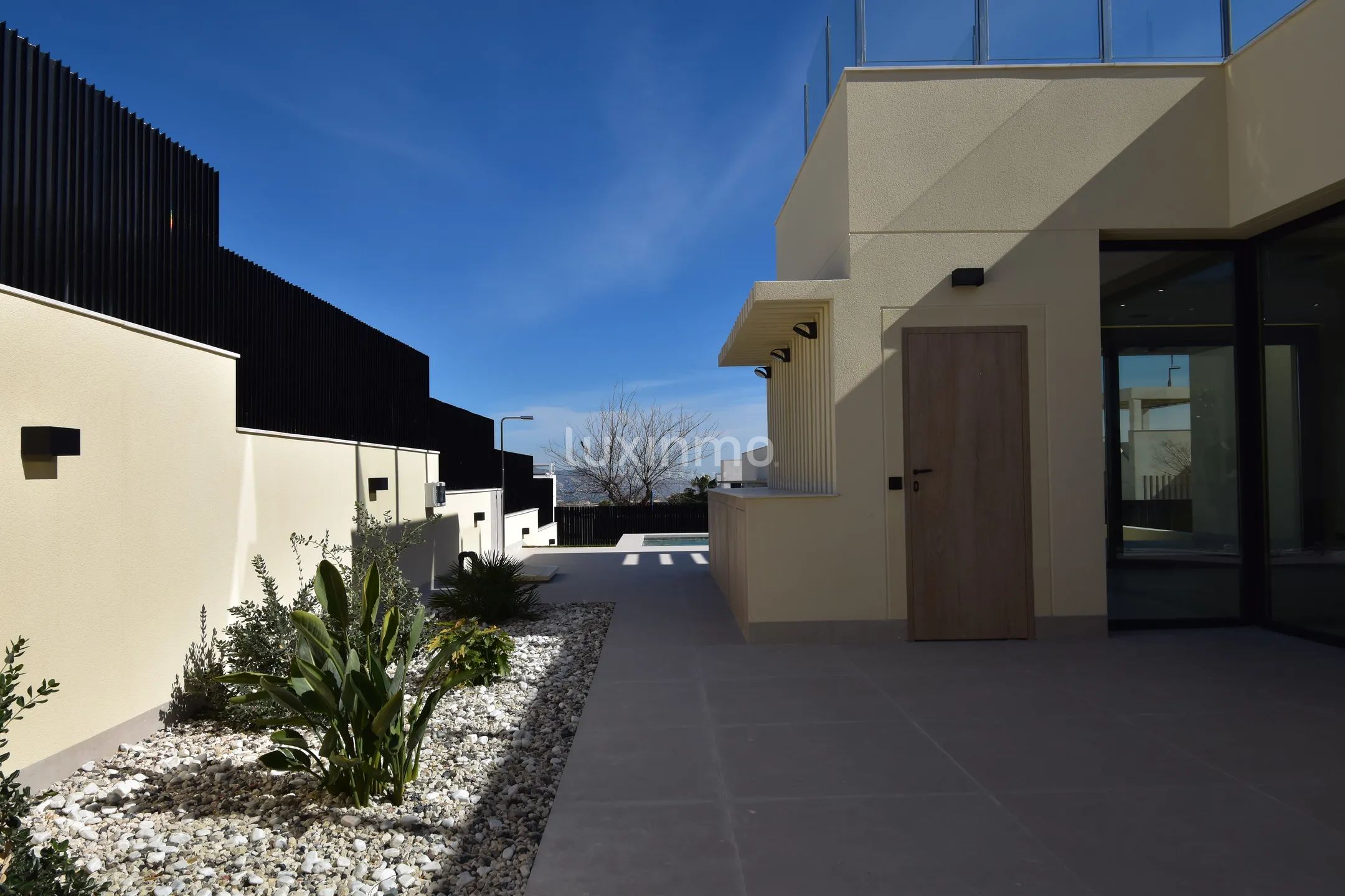 Nybyggd villa med 4 sovrum med i Polop — photo 39