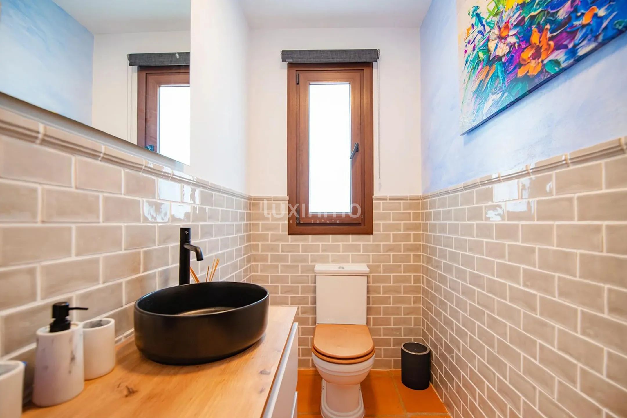 Modern finca with open panoramic views for rent in Berne — photo 44