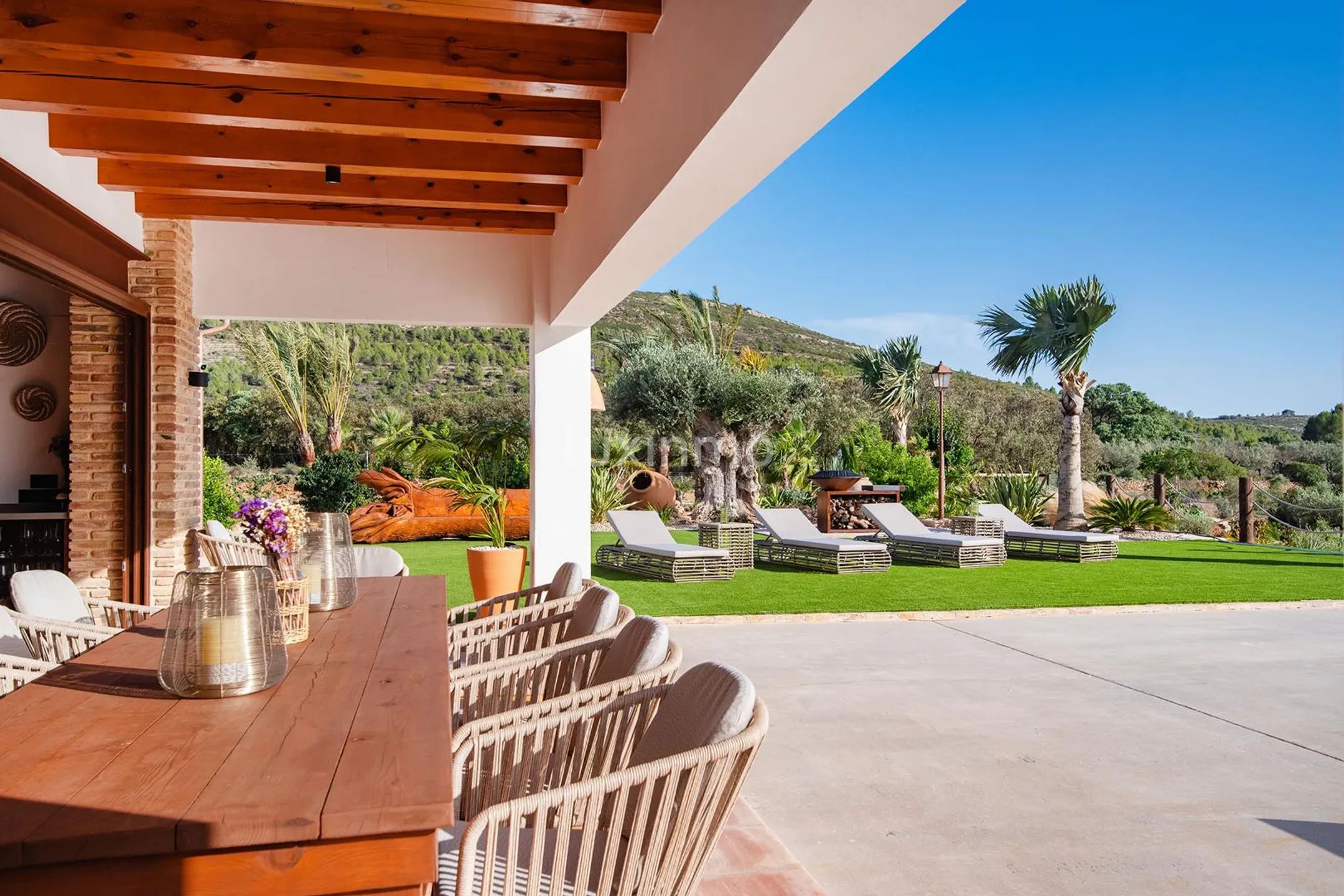 Modern finca with open panoramic views for rent in Berne — photo 13