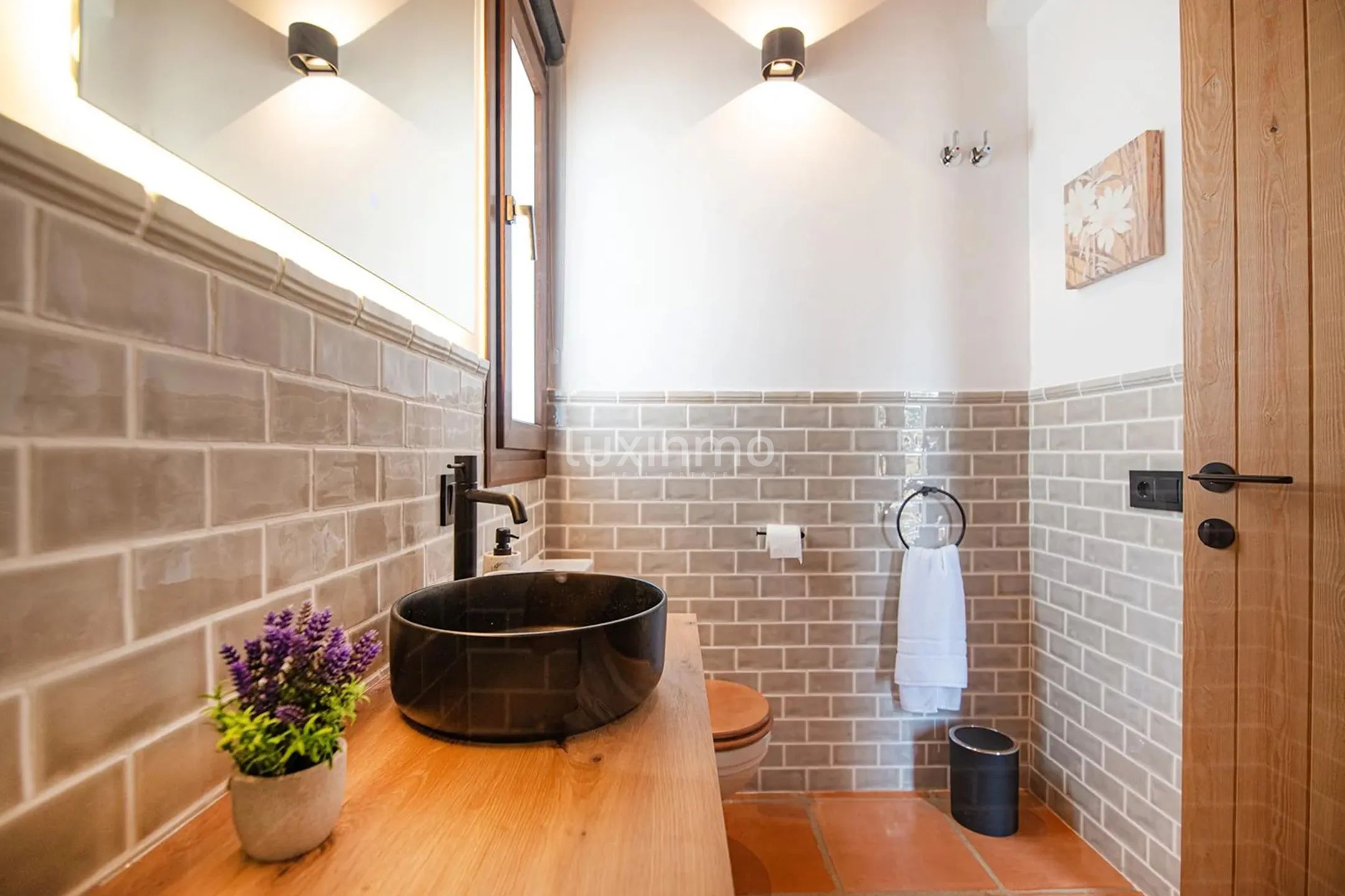 Modern finca with open panoramic views for rent in Berne — photo 42