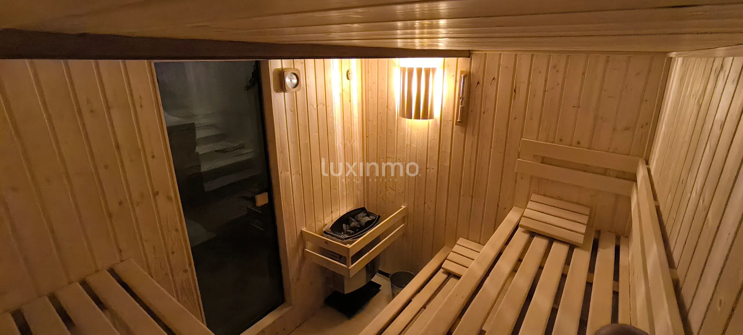 Rustic 14 bedroom estate with sea views in Cap Martinet — photo 29