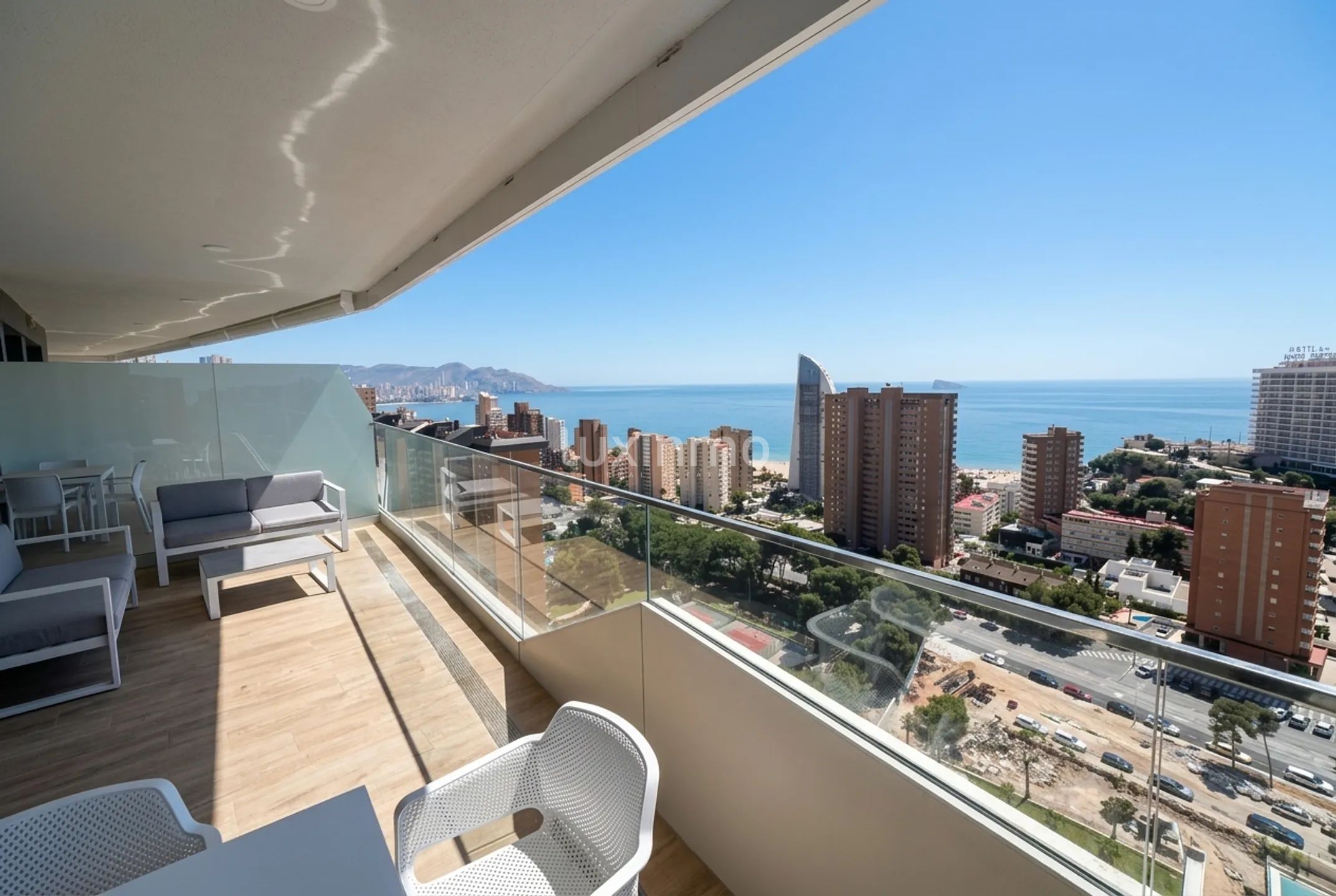 Apartment for sale with sea views in Benidorm — photo 4