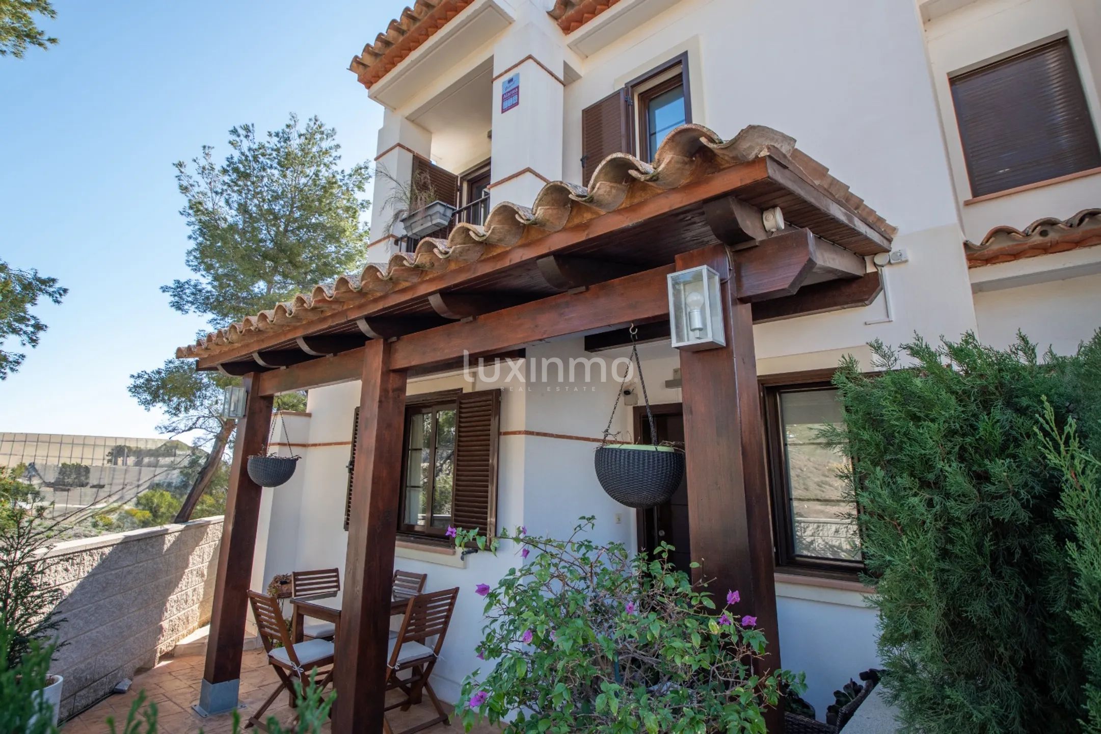 Потрясающий дом с 3 спальнями в Сьерра-Кортина, Финестрат — photo 31