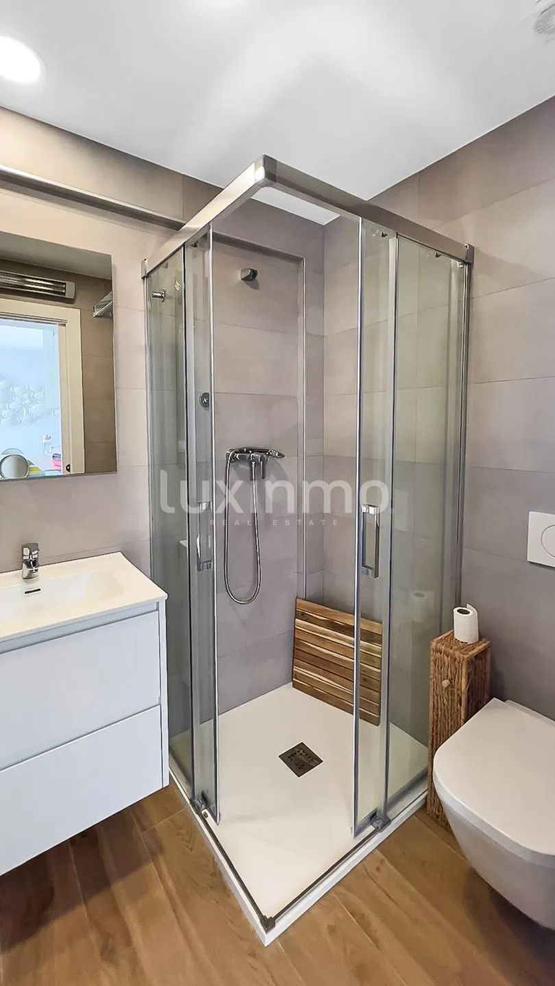 Freshly Renovated 3-Bedroom Apartment – First Line Arenal Beach — photo 12