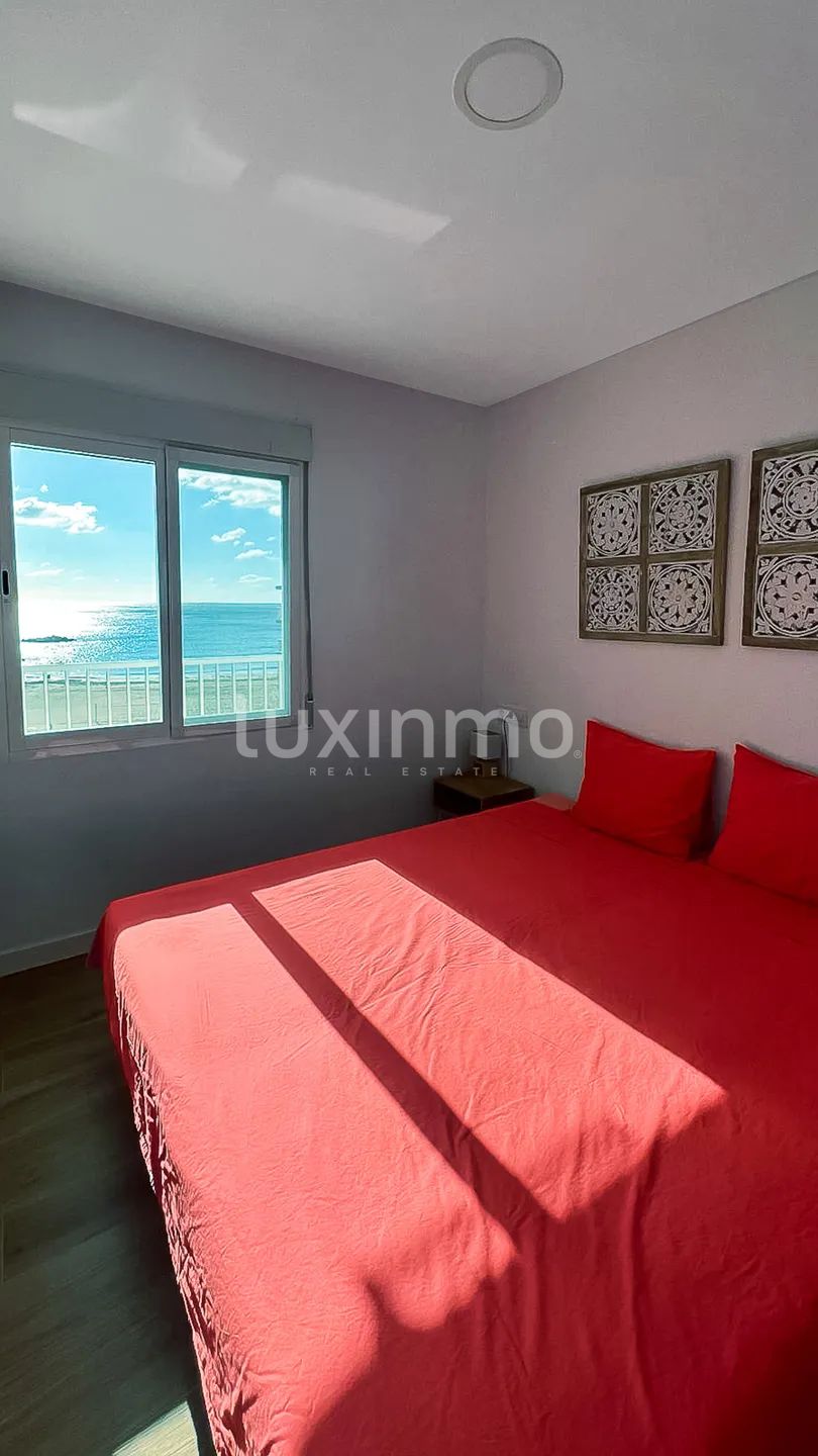 Freshly Renovated 3-Bedroom Apartment - First Line Arenal Beach — photo 10