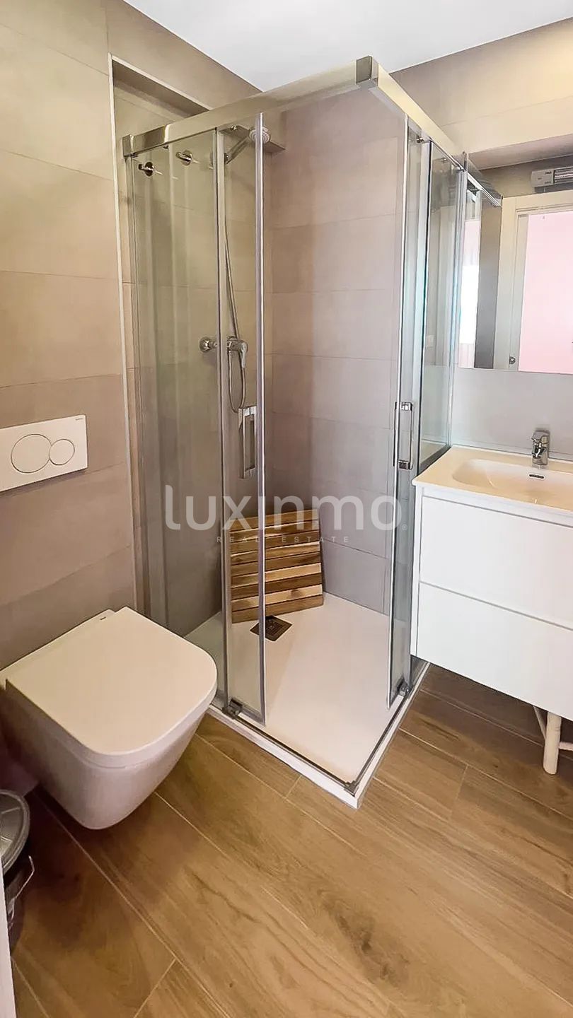 Freshly Renovated 3-Bedroom Apartment – First Line Arenal Beach — photo 8