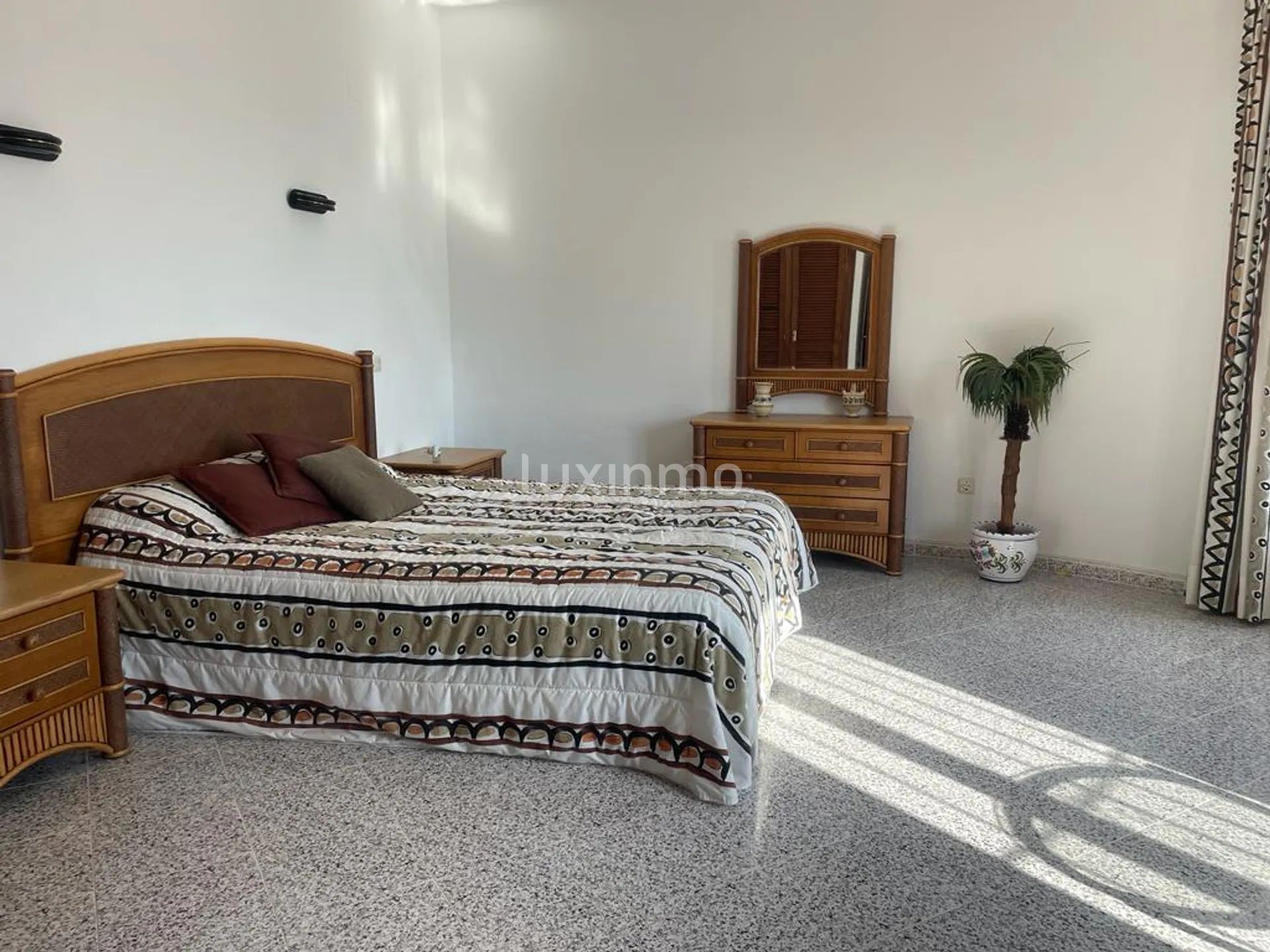 Mediterranean villa with Pool and Panoramic Sea Views — photo 17