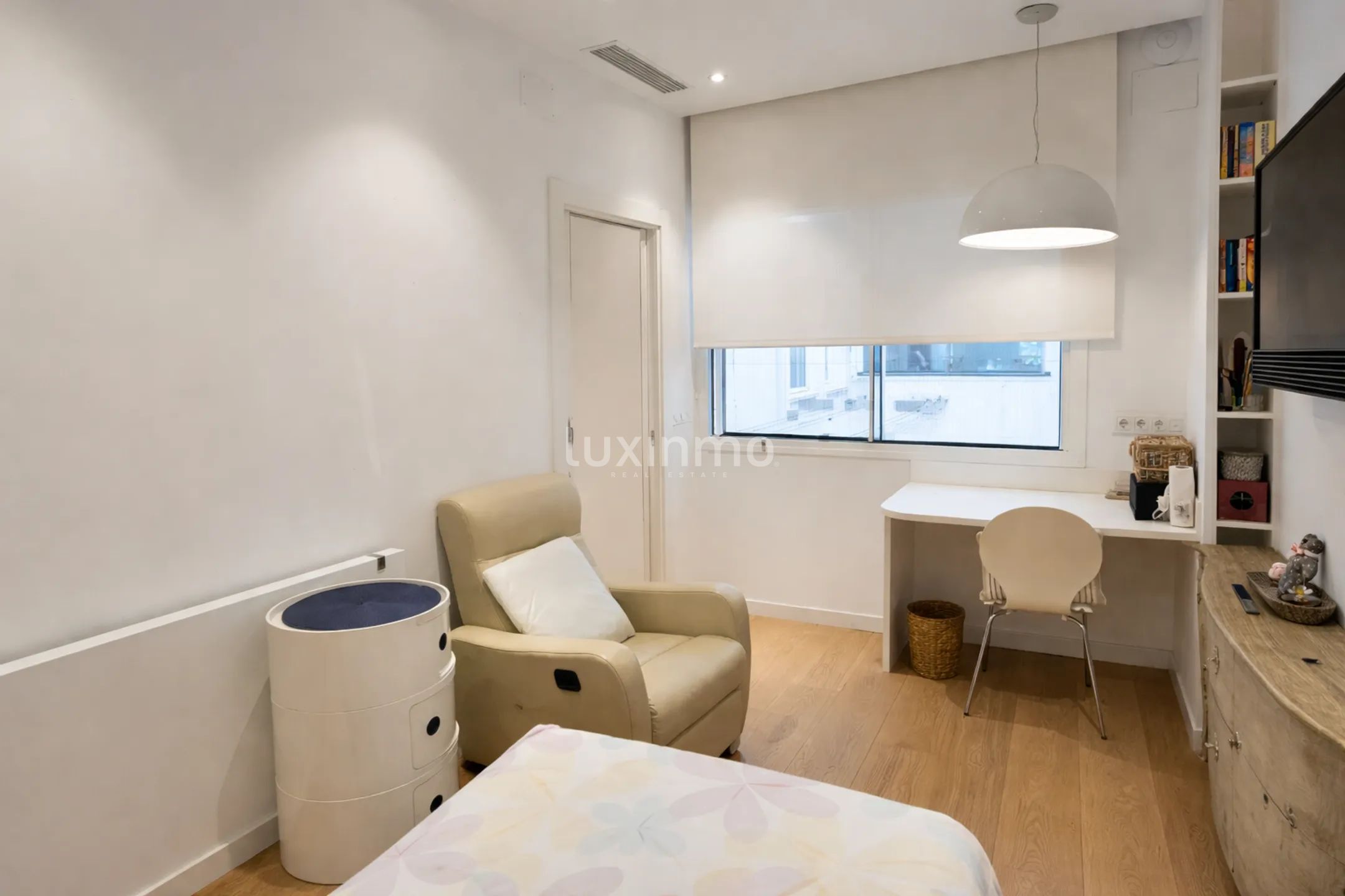 flat with terrace and views of the port of Alicante — photo 14