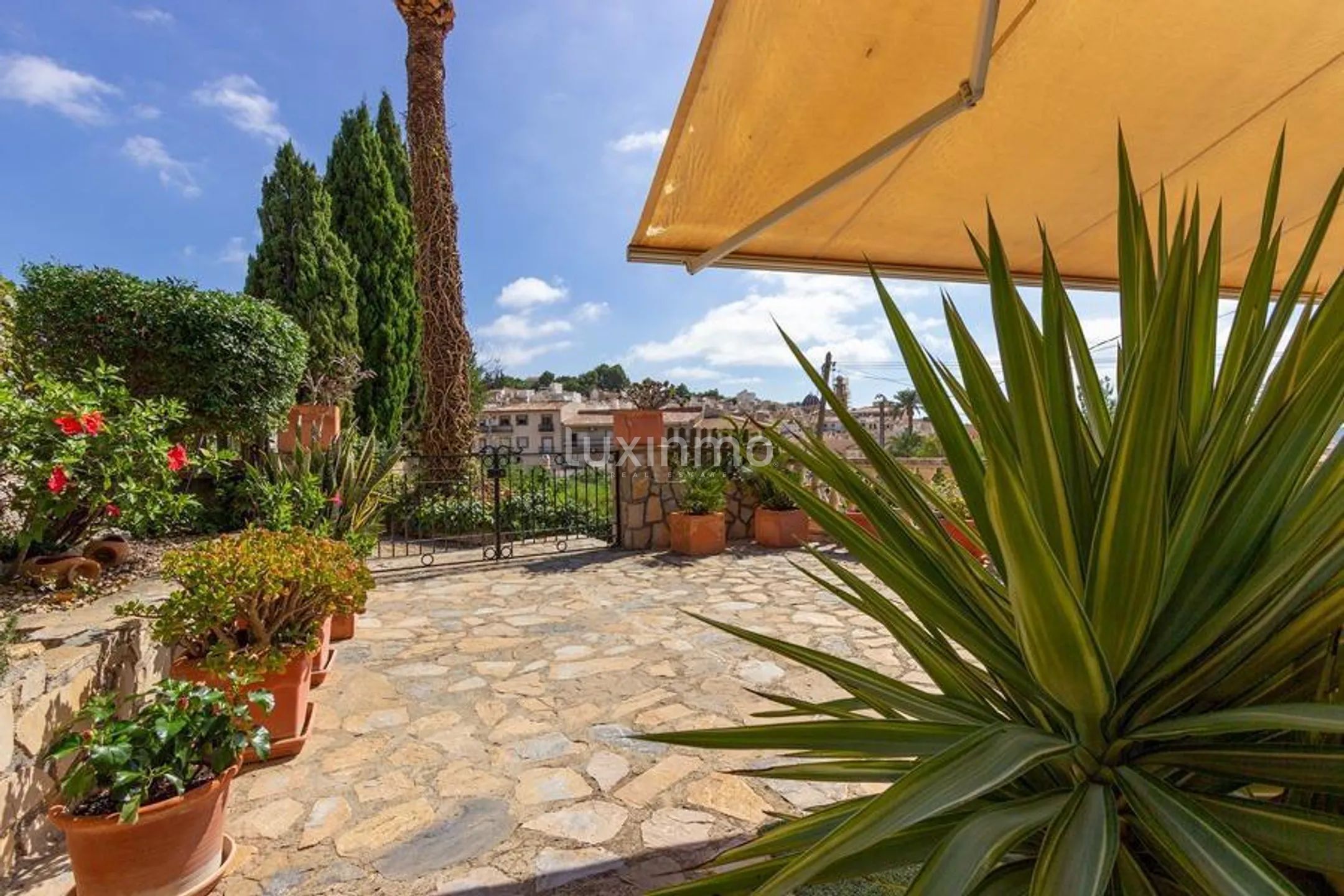 Средиземноморский отдельный дом с бассейном в Финестрате — photo 33