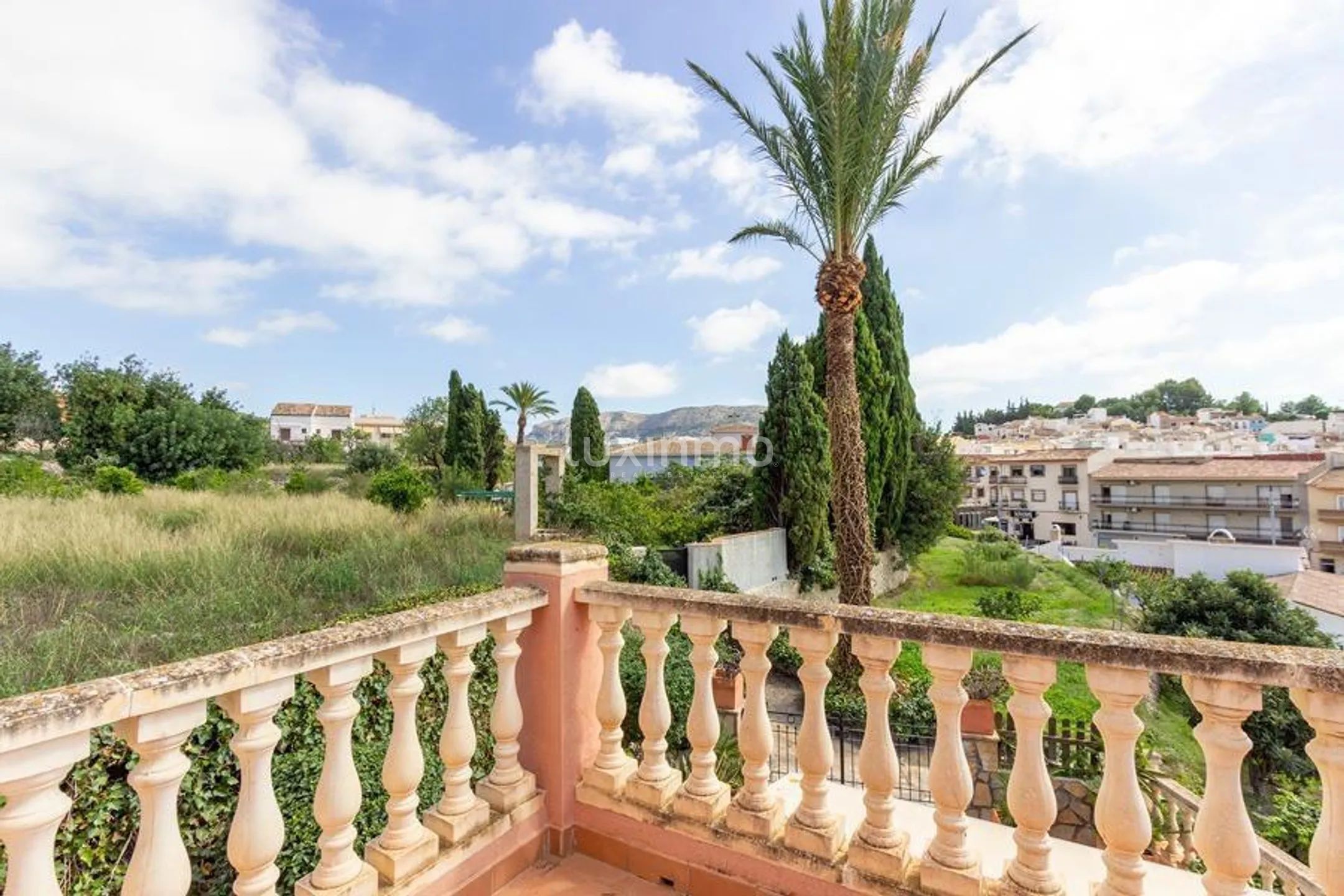 Средиземноморский отдельный дом с бассейном в Финестрате — photo 34