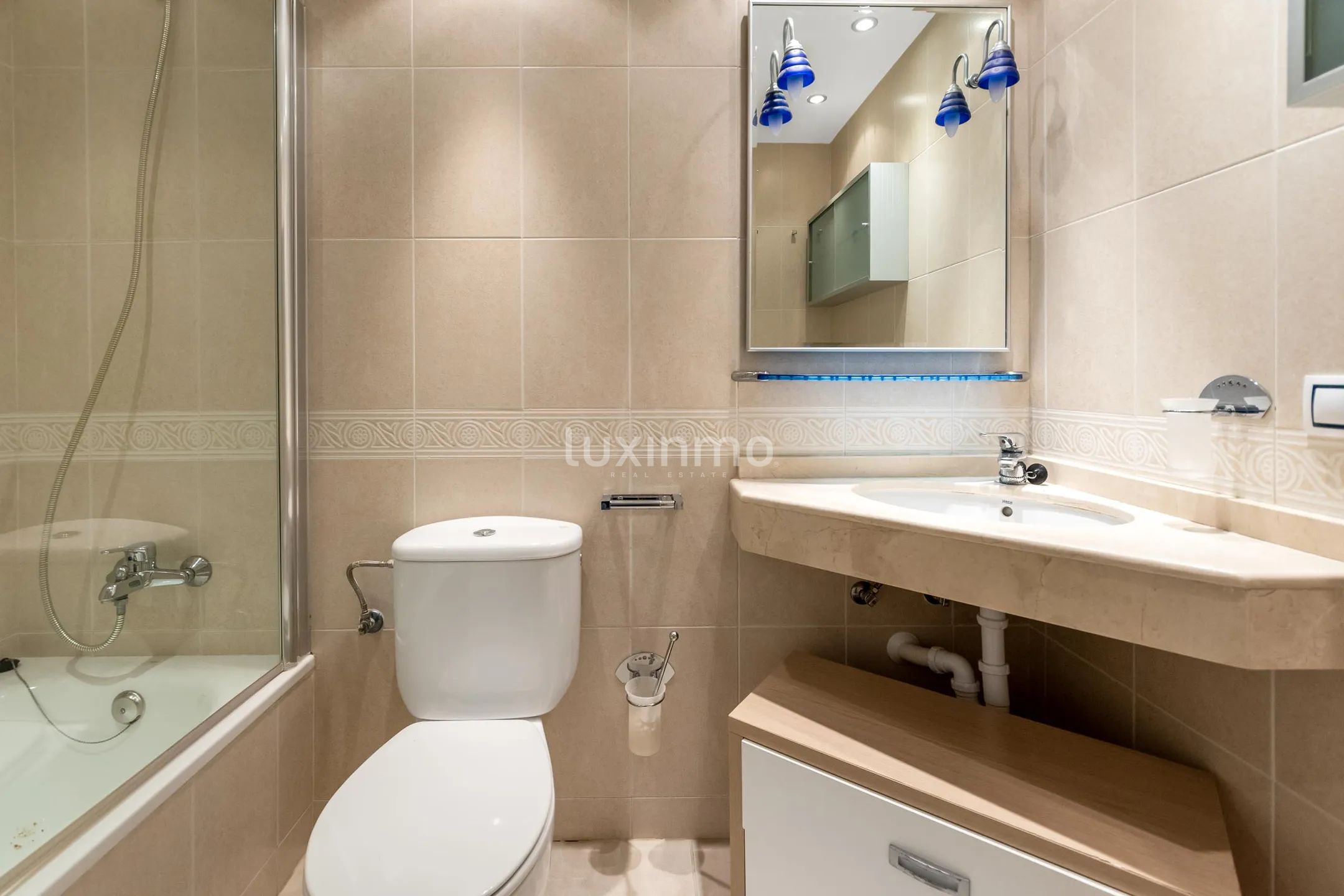 Modern sea-view flat with terrace in Rincón de Loix — photo 8