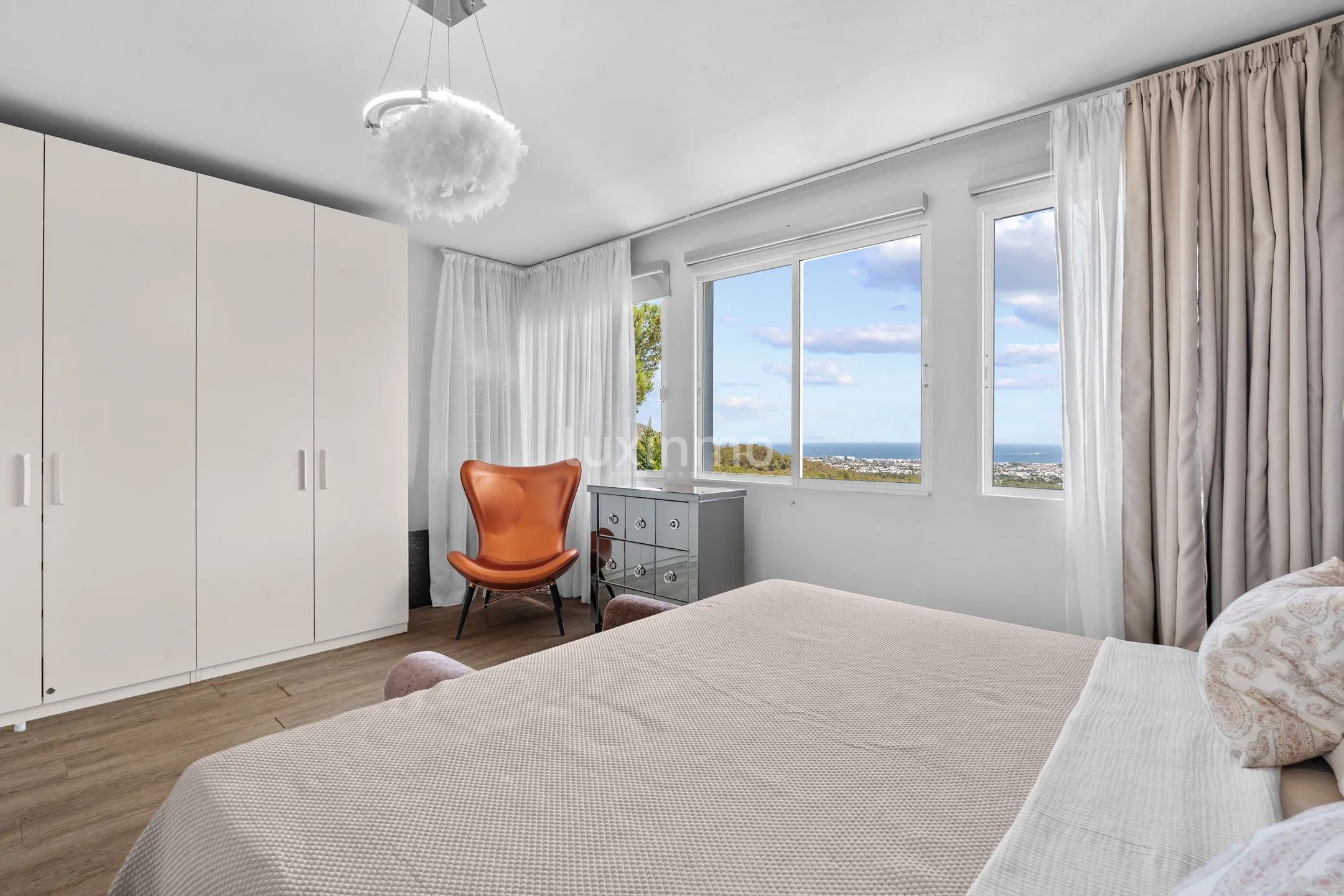 Traditional Ibicenco House with Modern Style - Prime Rental Opportunity — photo 39