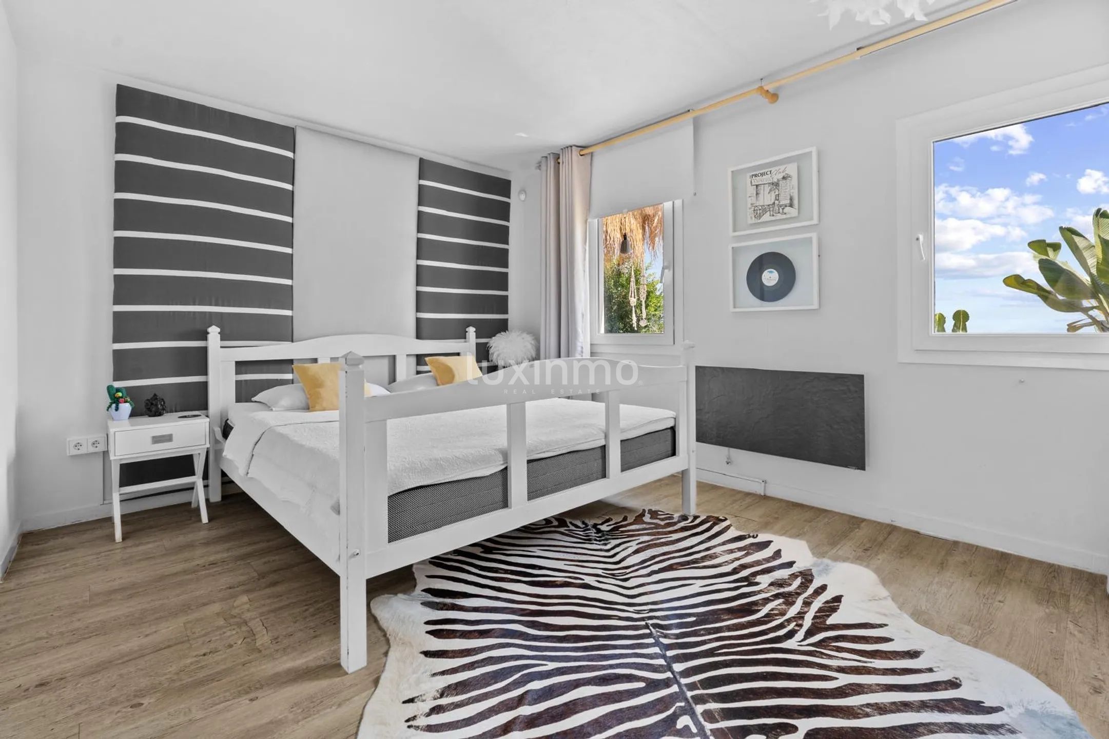 Traditional Ibicenco House with Modern Style - Prime Rental Opportunity — photo 27