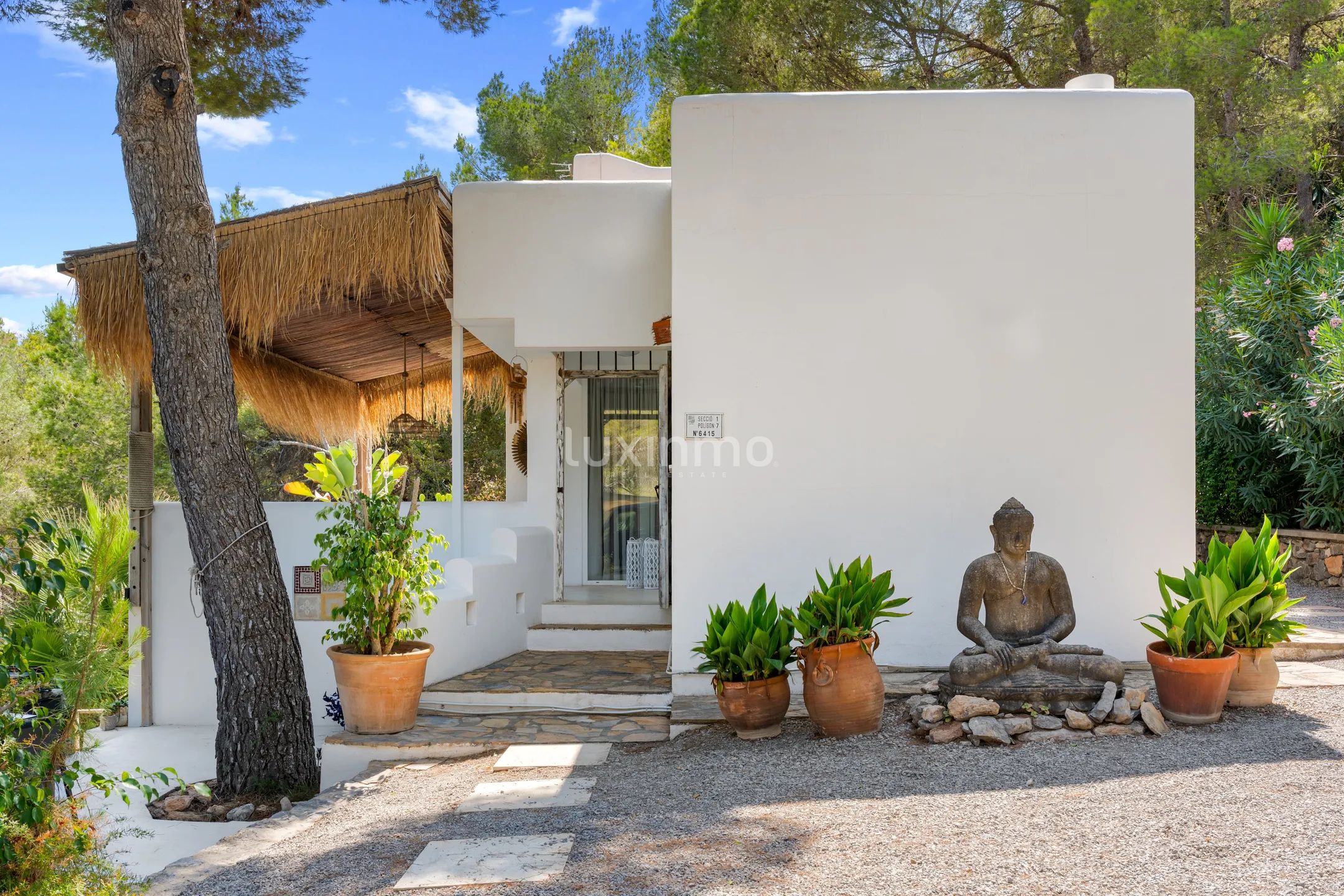 Traditional Ibicenco House with Modern Style - Prime Rental Opportunity — photo 43