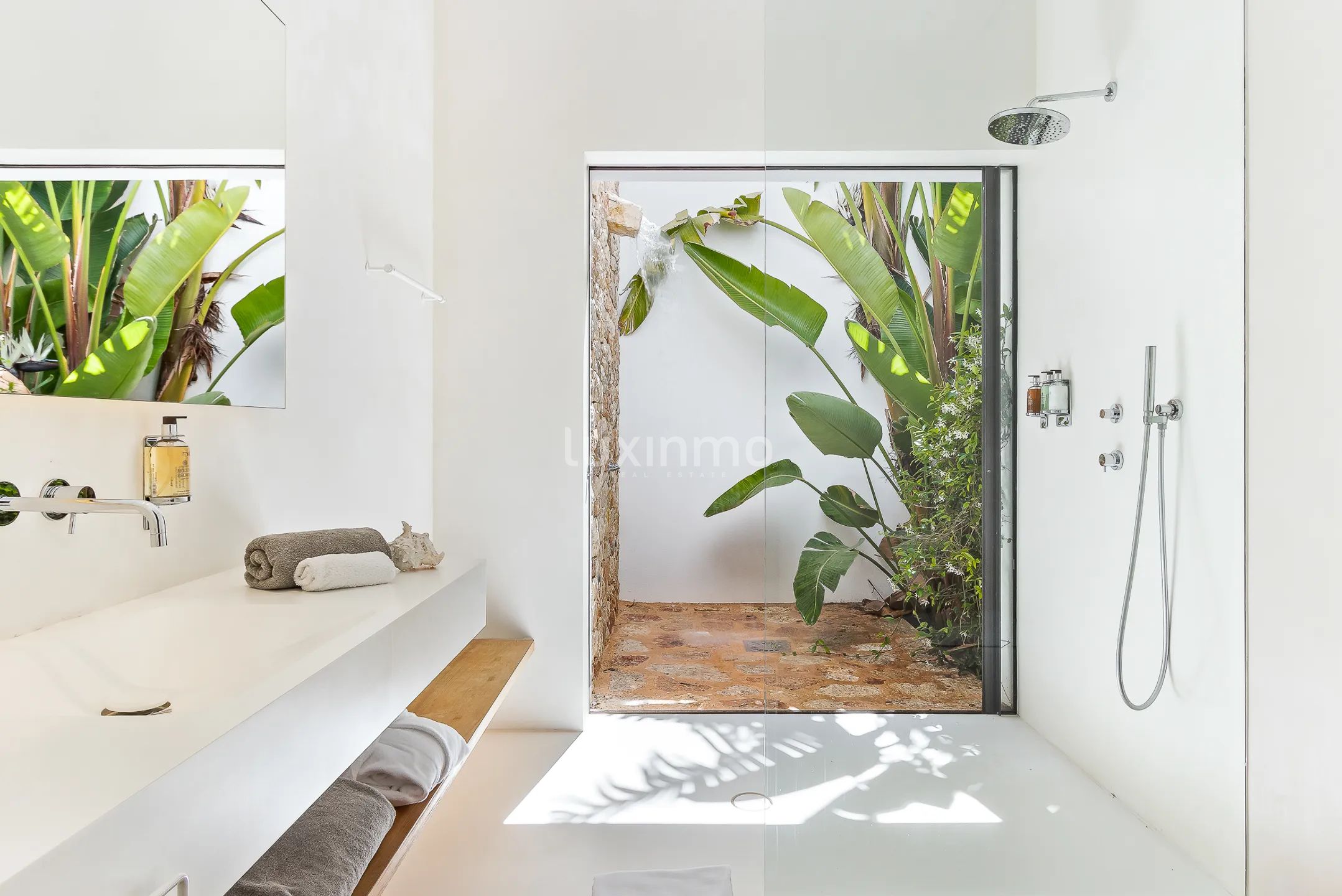 Cana Xica - A Masterpiece of Modernist Luxury — photo 42