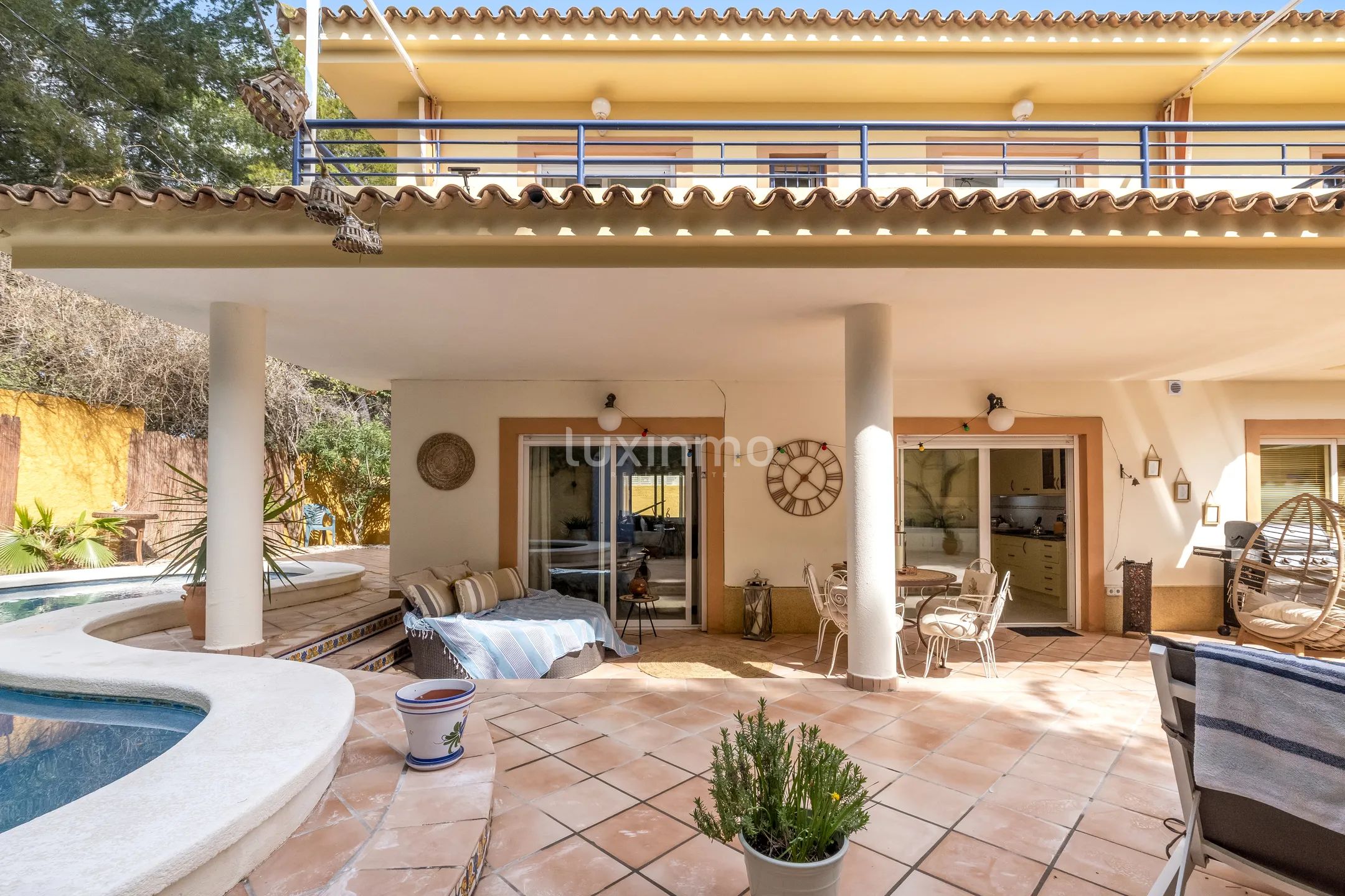 Mediterranean-style semi-detached house with pool in Albir — photo 2