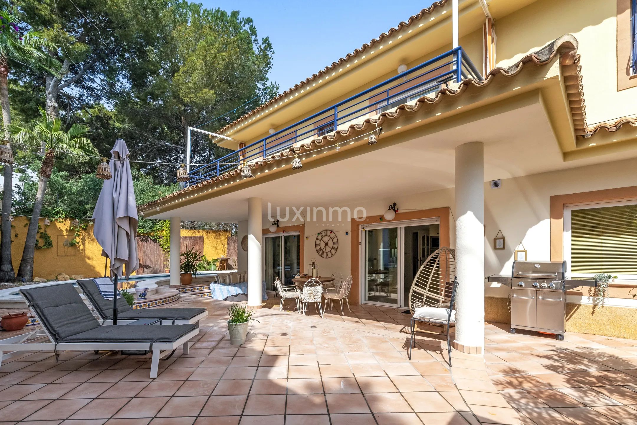 Mediterranean-style semi-detached house with pool in Albir — photo 27