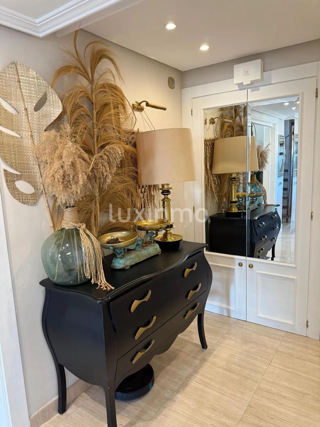 Spectacular Duplex Penthouse with Sea and Mountain View — photo 12