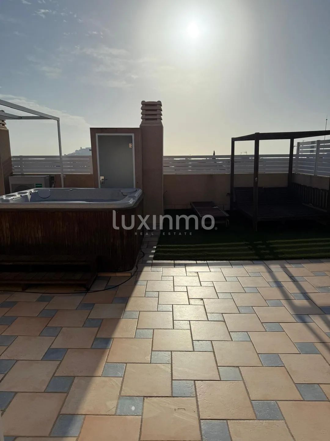 Spectacular Duplex Penthouse with Sea and Mountain View — photo 25