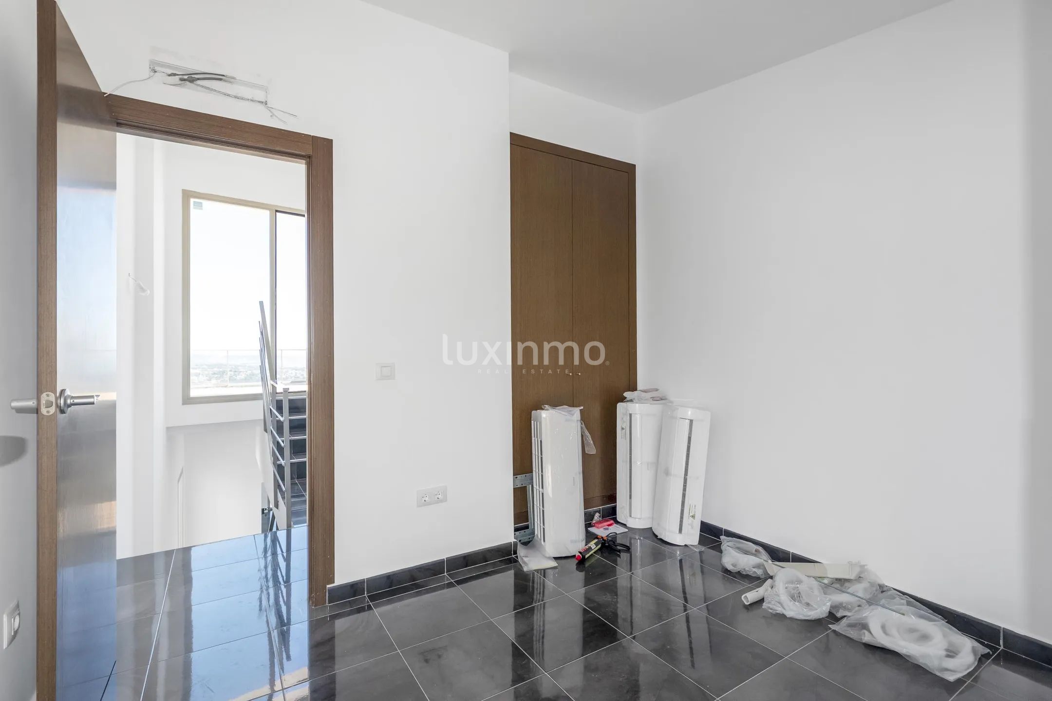Modern detached house with sea views in Calpe — photo 13
