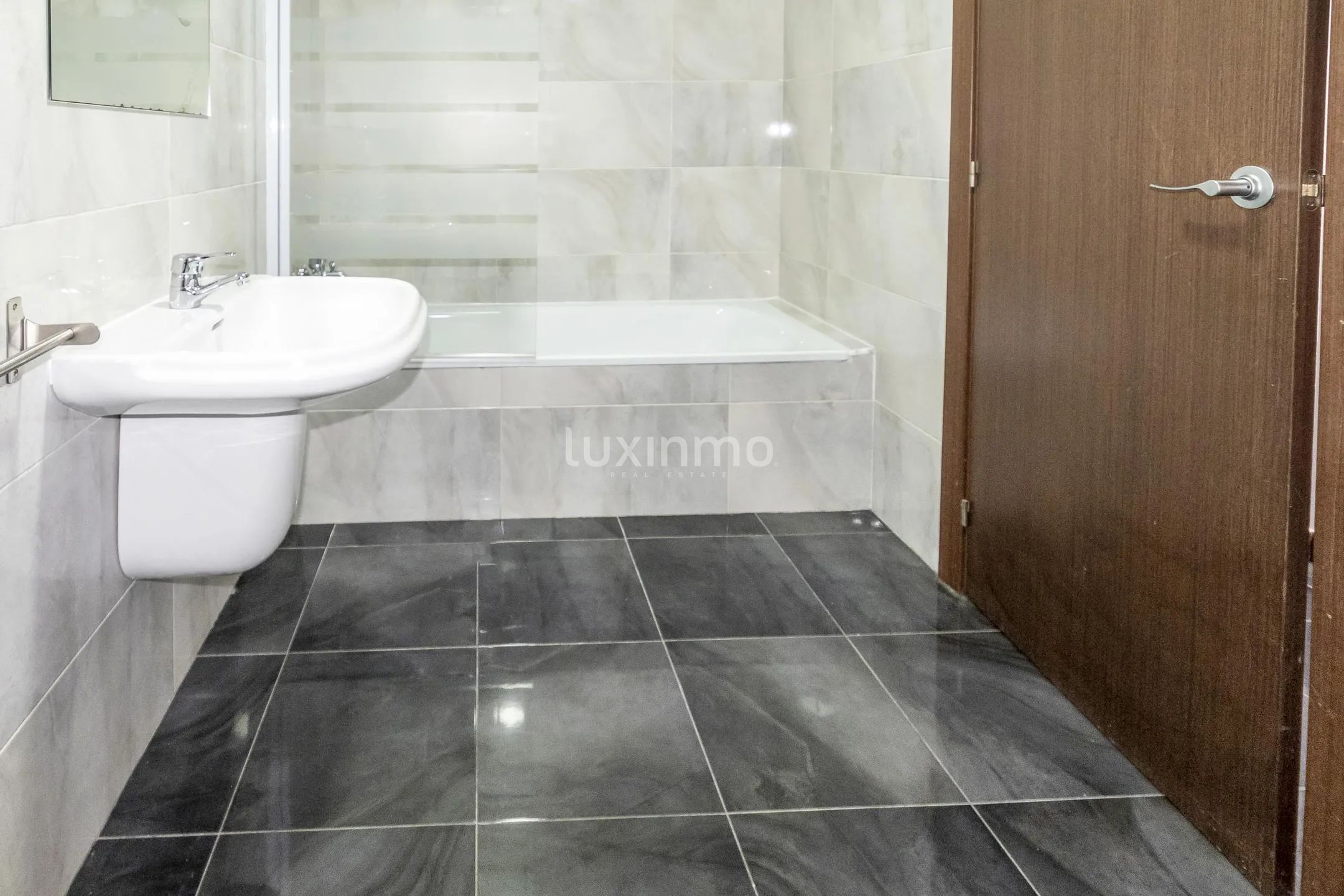 Modern detached house with sea views in Calpe — photo 15