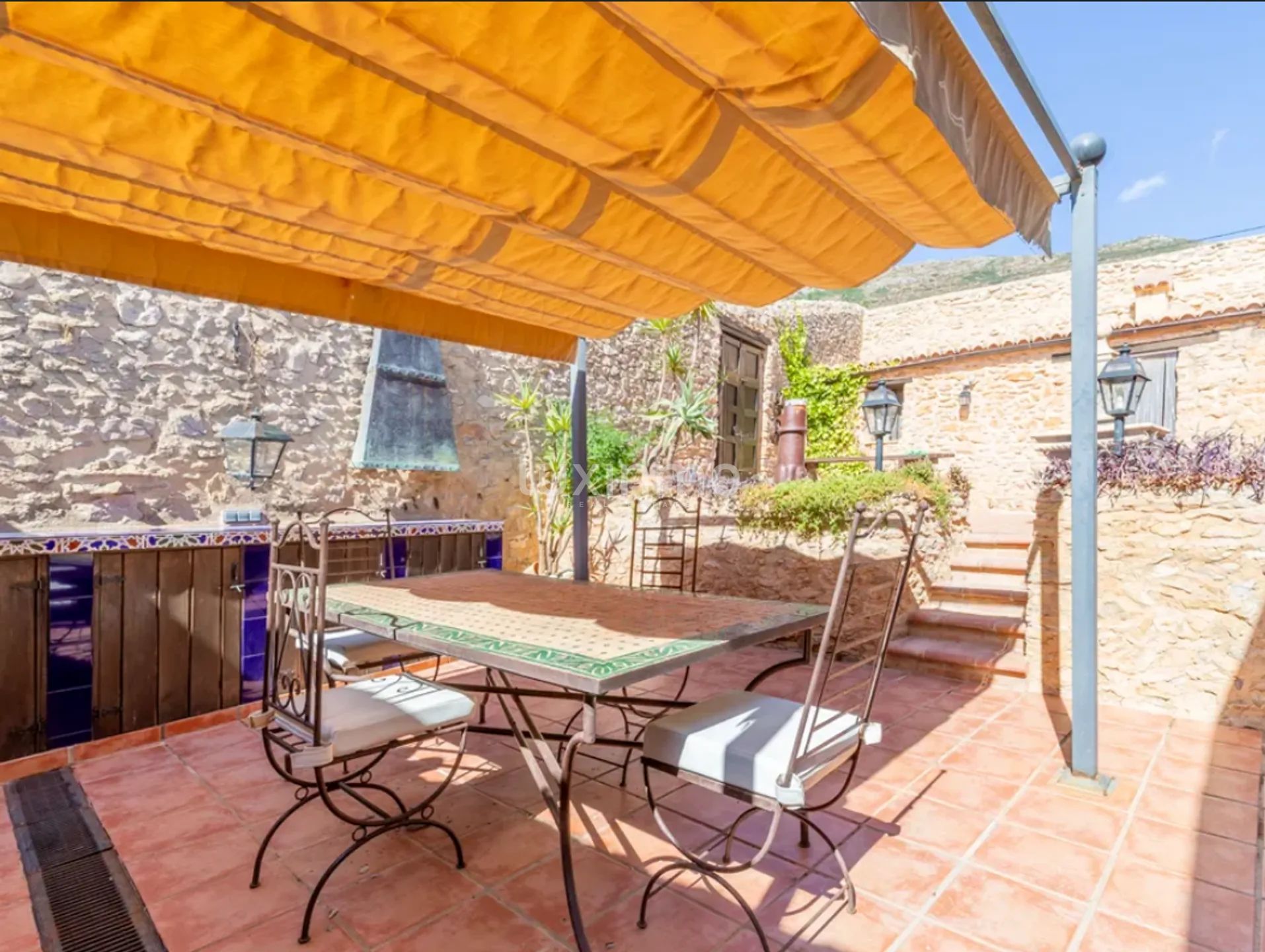 Śródziemnomorska finca z domkami gościnnymi i panoramicznym widokiem — photo 11