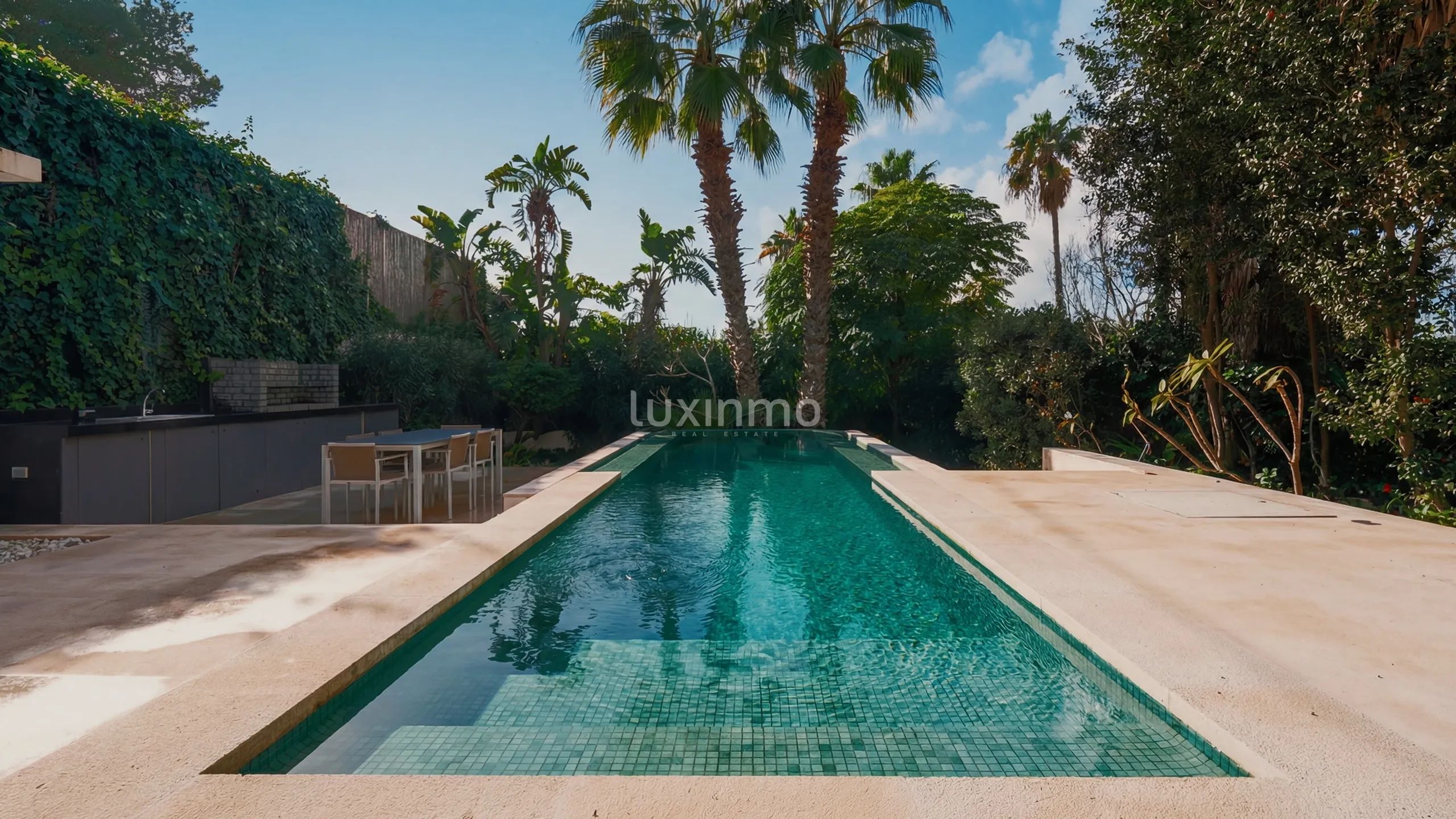 Elegante mediterrane villa met panoramisch uitzicht op zee in Can Pep Simó