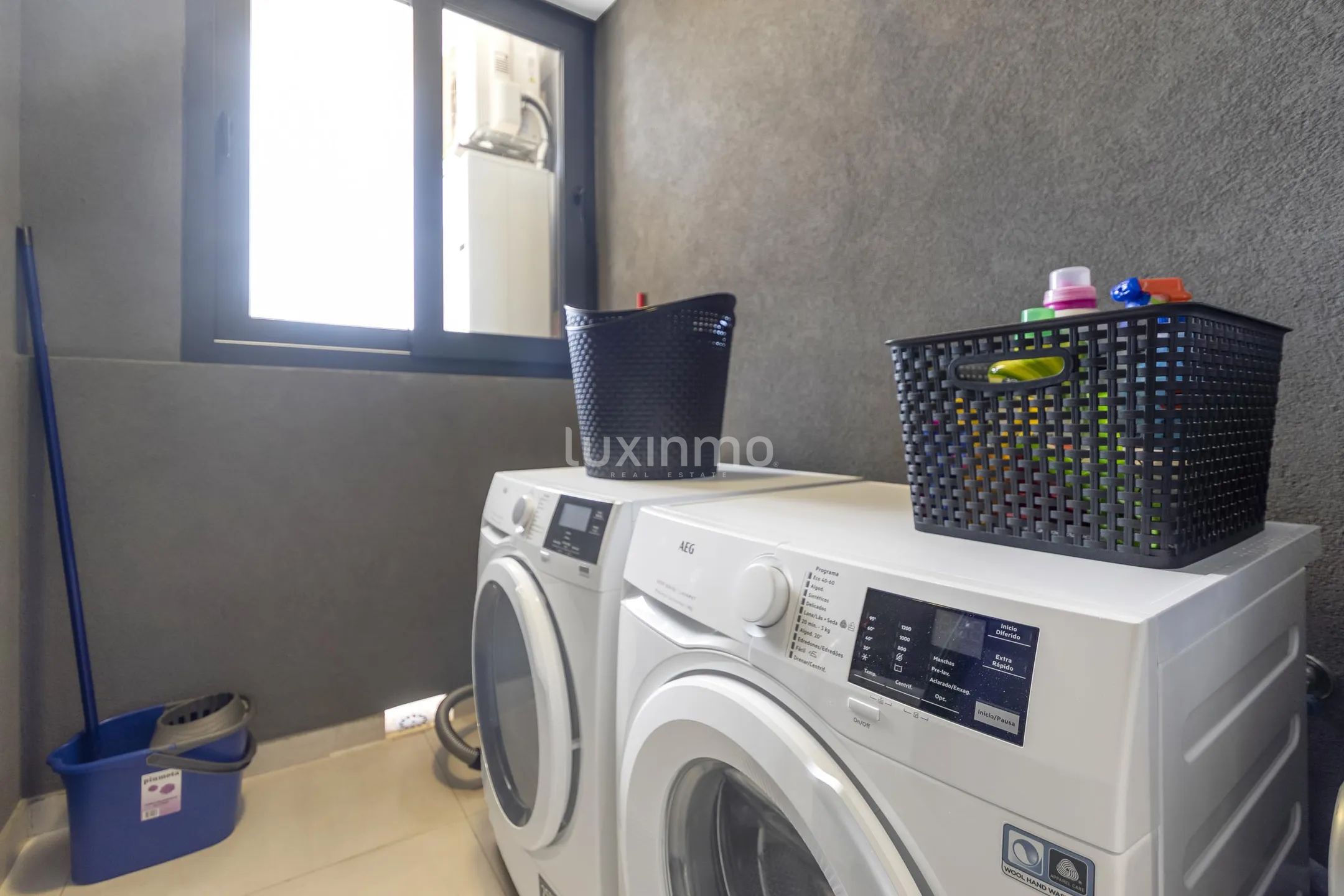 Prachtige 3 slaapkamer flat in Sunset Waves te koop — photo 27