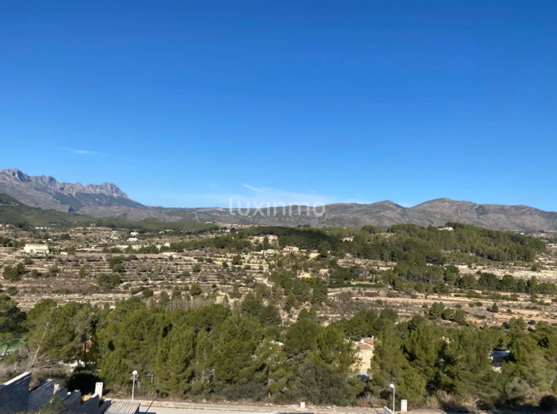 Ny, moderne og byggeklar villa med fantastisk fjellutsikt i Calpe — photo 2