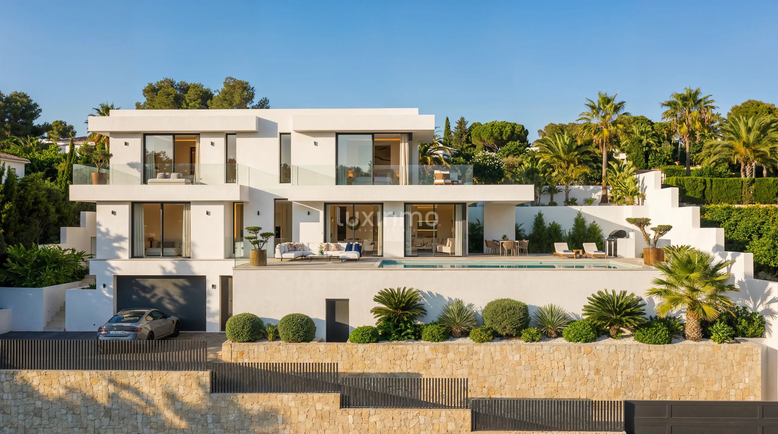 Nouvelle villa moderne prête à construire avec une vue imprenable sur les montagnes à Calpe