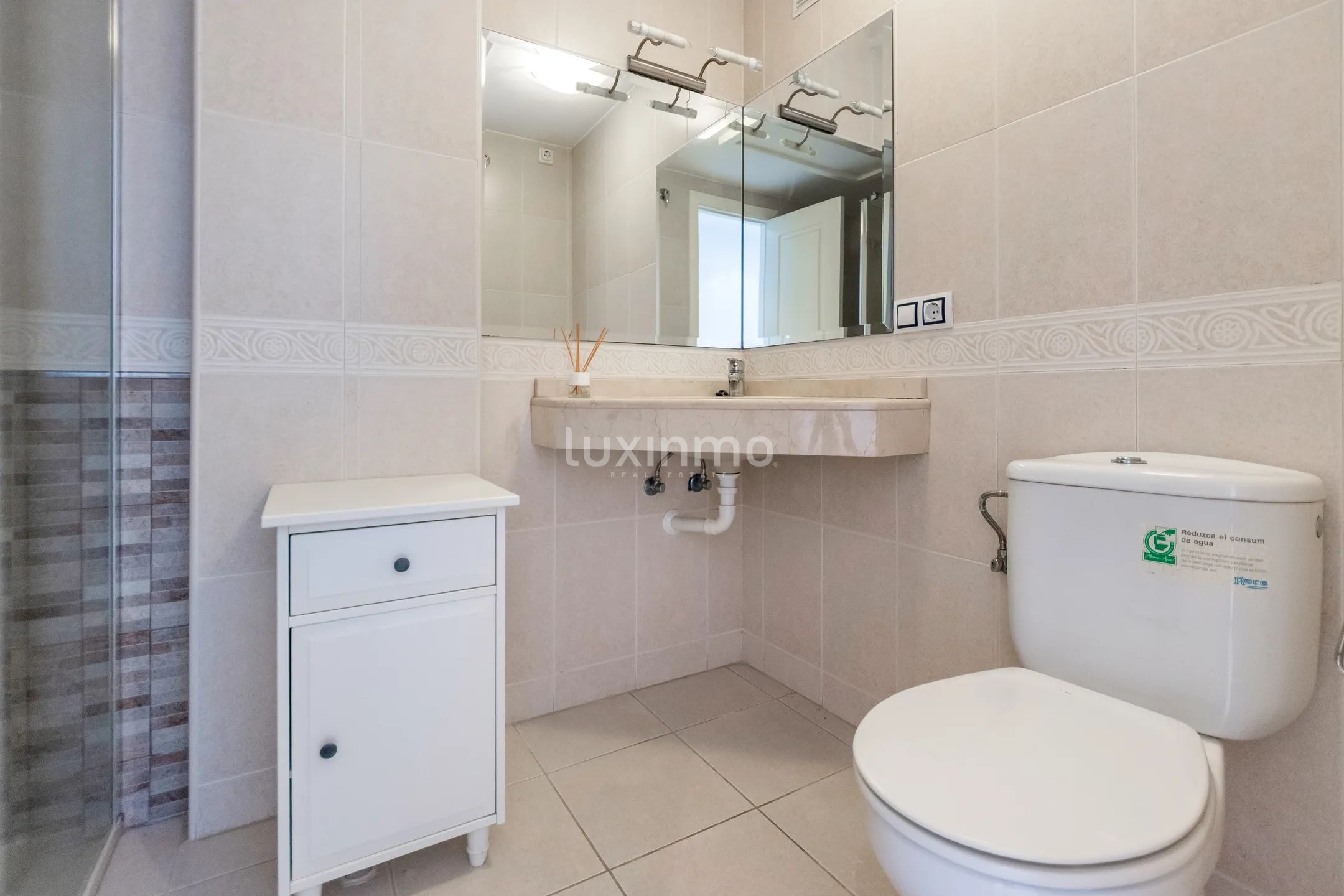 Duplex penthouse aan de voorkant met uitzicht op de bergen en de zee in Benidorm — photo 17