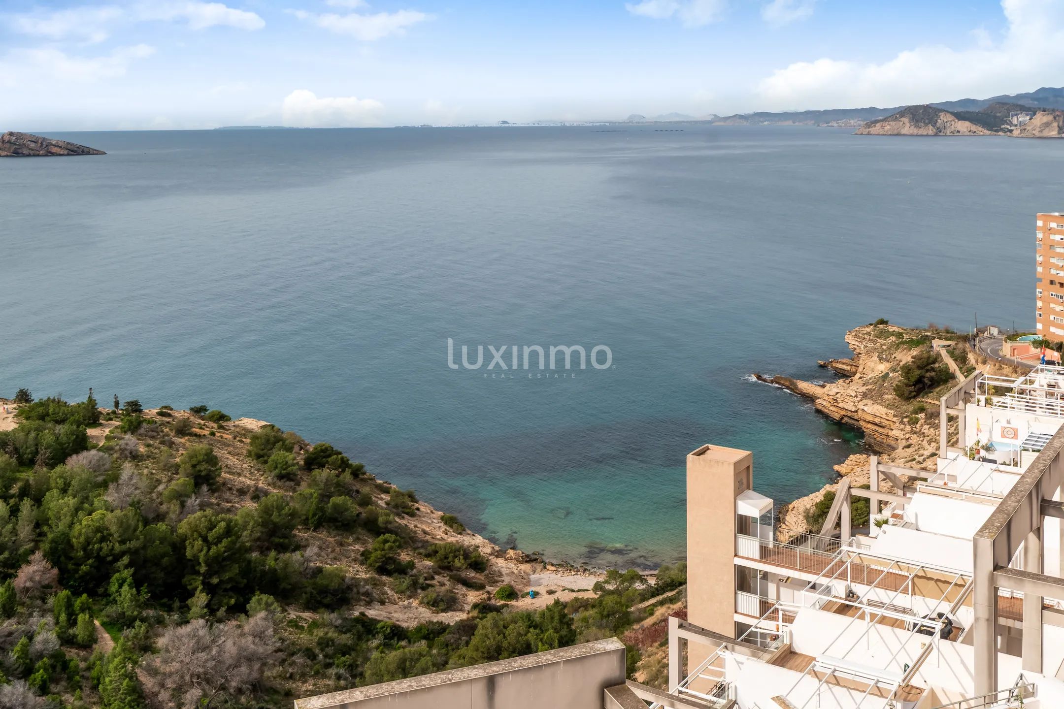 Duplex penthouse aan de voorkant met uitzicht op de bergen en de zee in Benidorm — photo 27