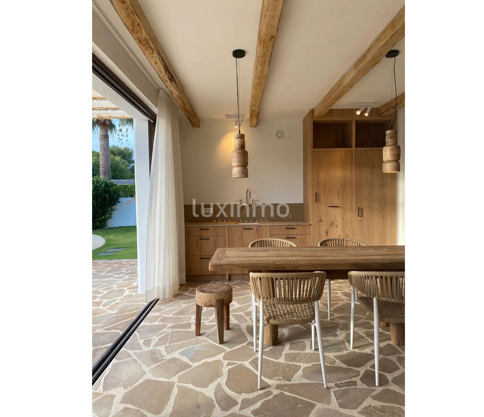 Spacious Ibiza style villa for sale in Moraira — photo 30