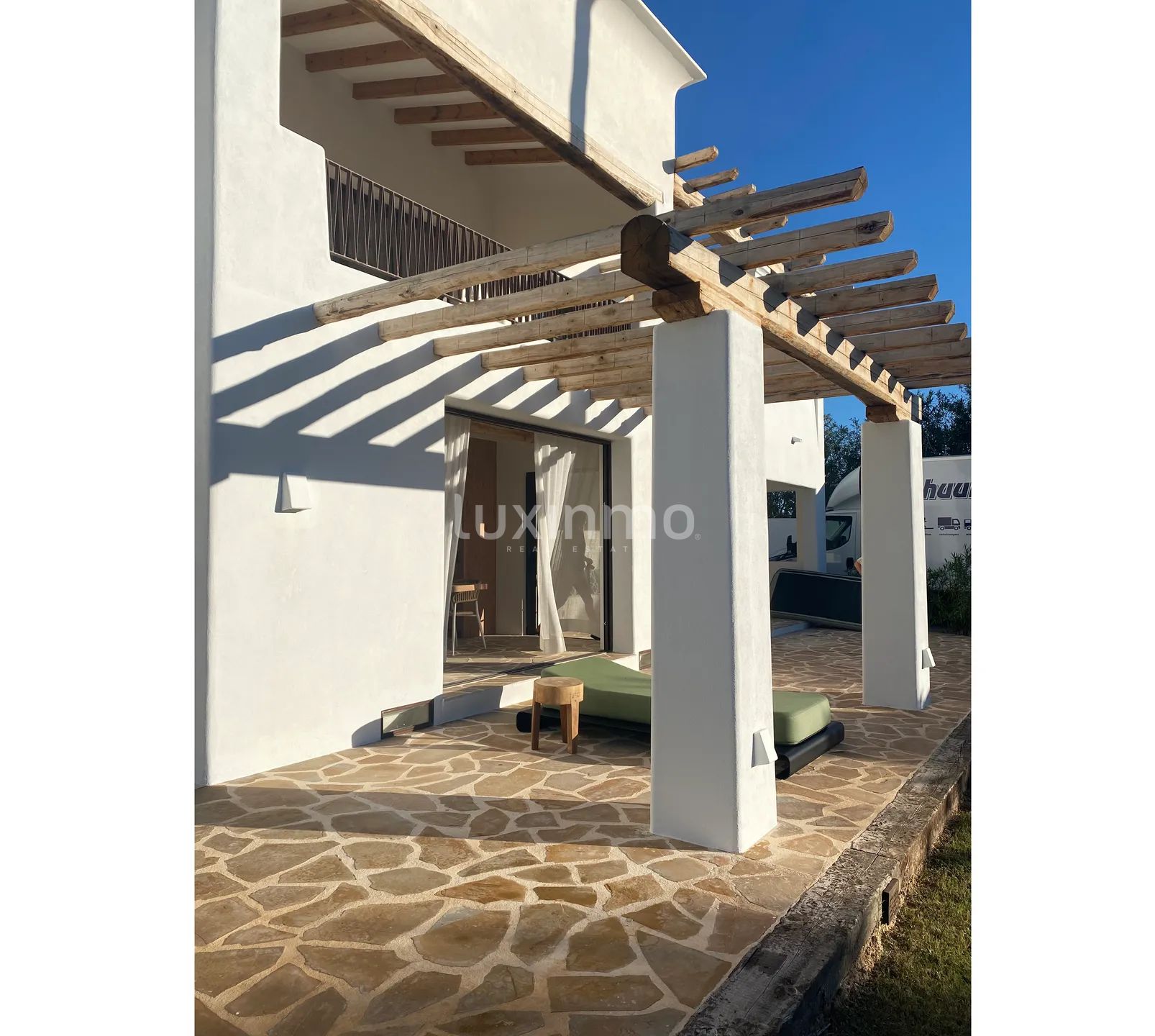 Spacious Ibiza style villa for sale in Moraira — photo 16