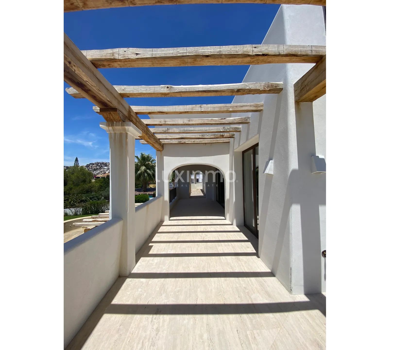 Spacious Ibiza style villa for sale in Moraira — photo 10
