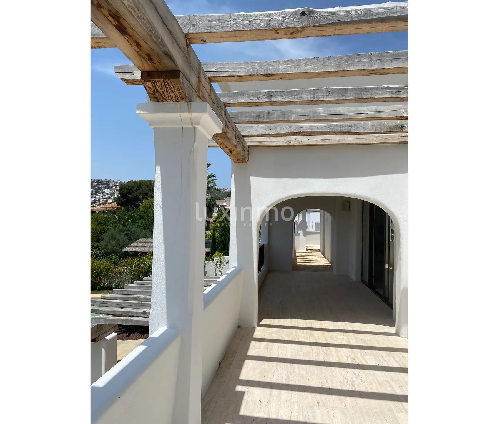 Spacious Ibiza style villa for sale in Moraira — photo 17