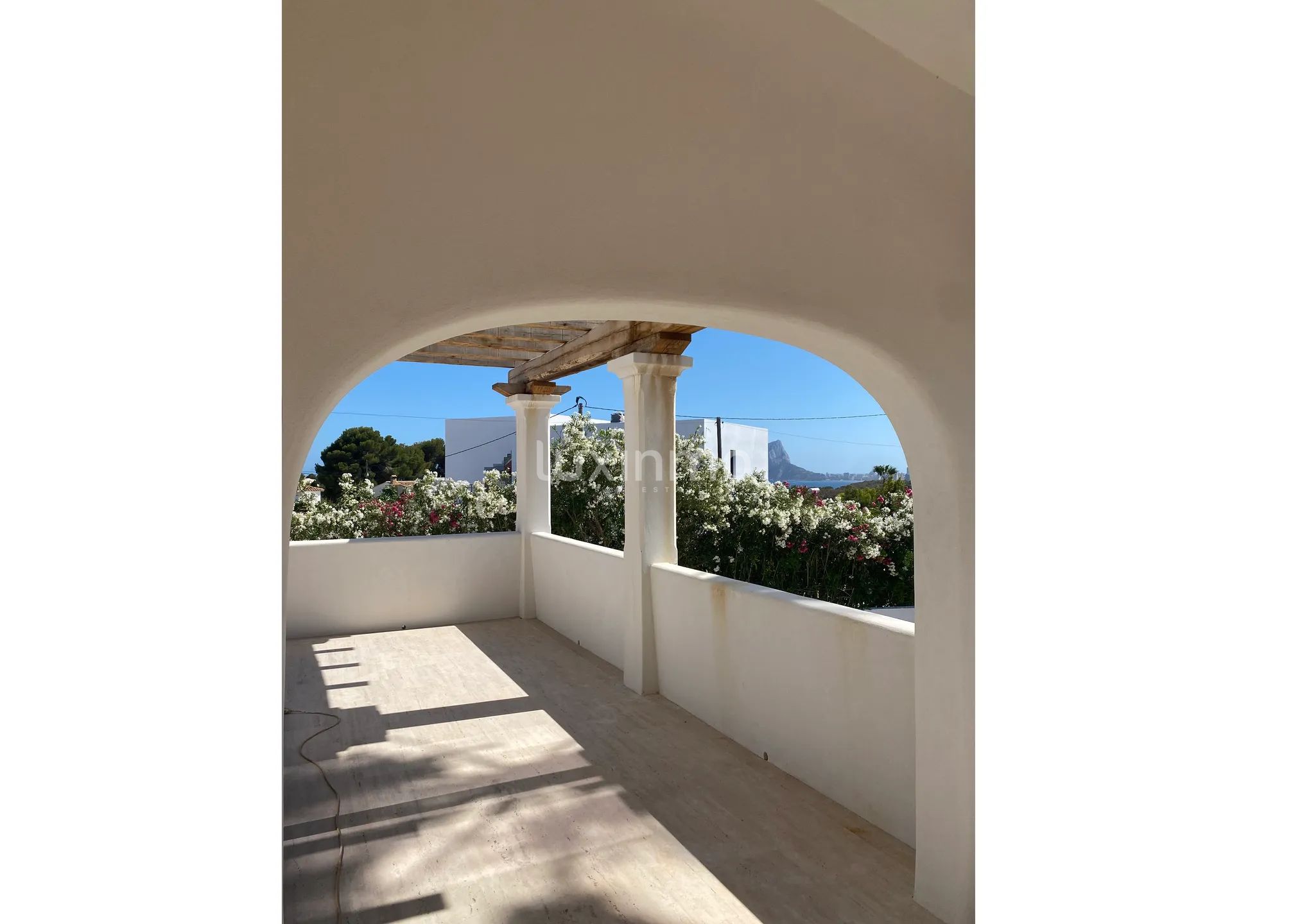 Spacious Ibiza style villa for sale in Moraira — photo 15