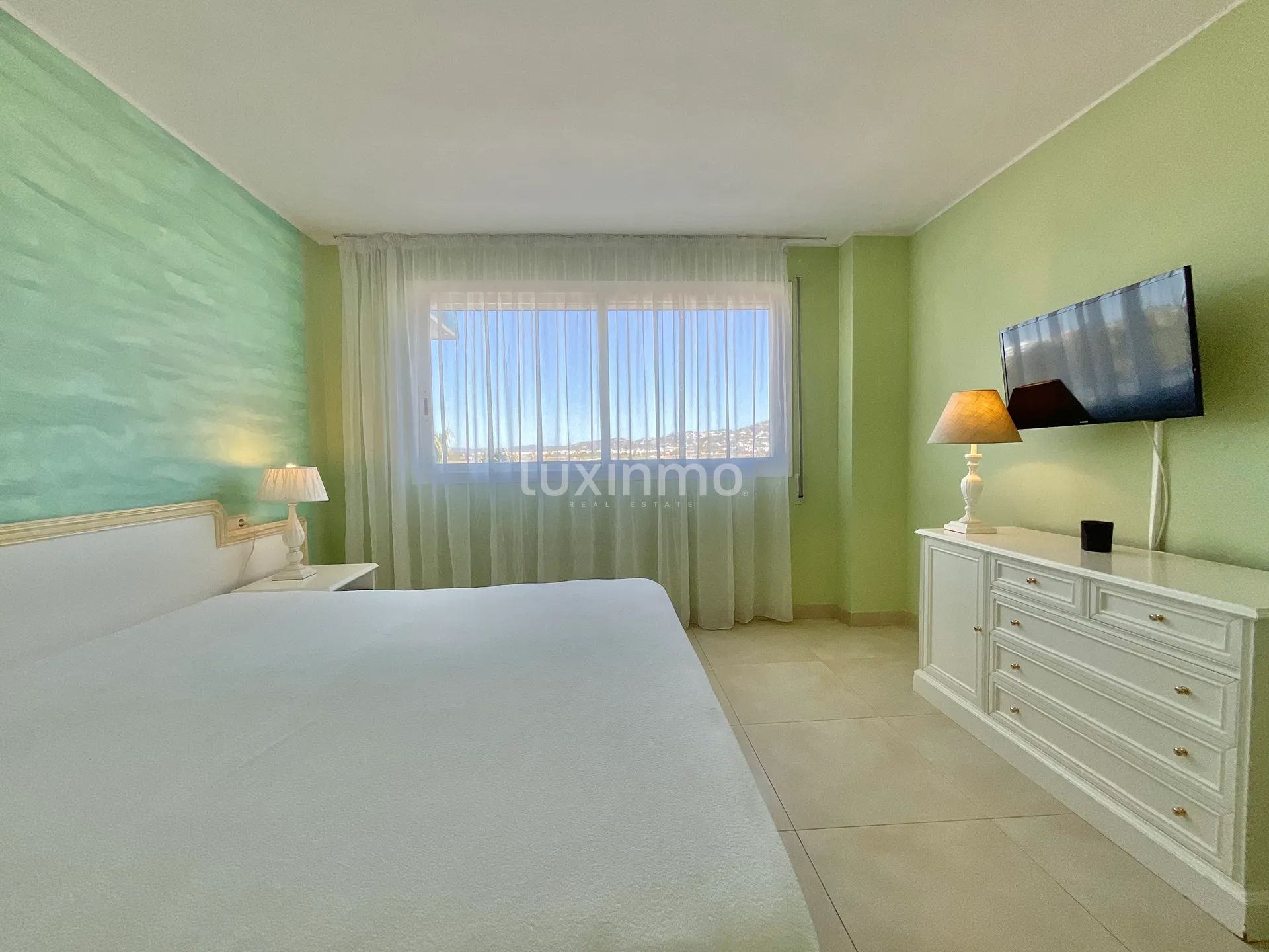 Appartement met 4 slaapkamers in mediterrane stijl en zeezicht te koop in Marina Botafoc-Talamanca, Ibiza — photo 23