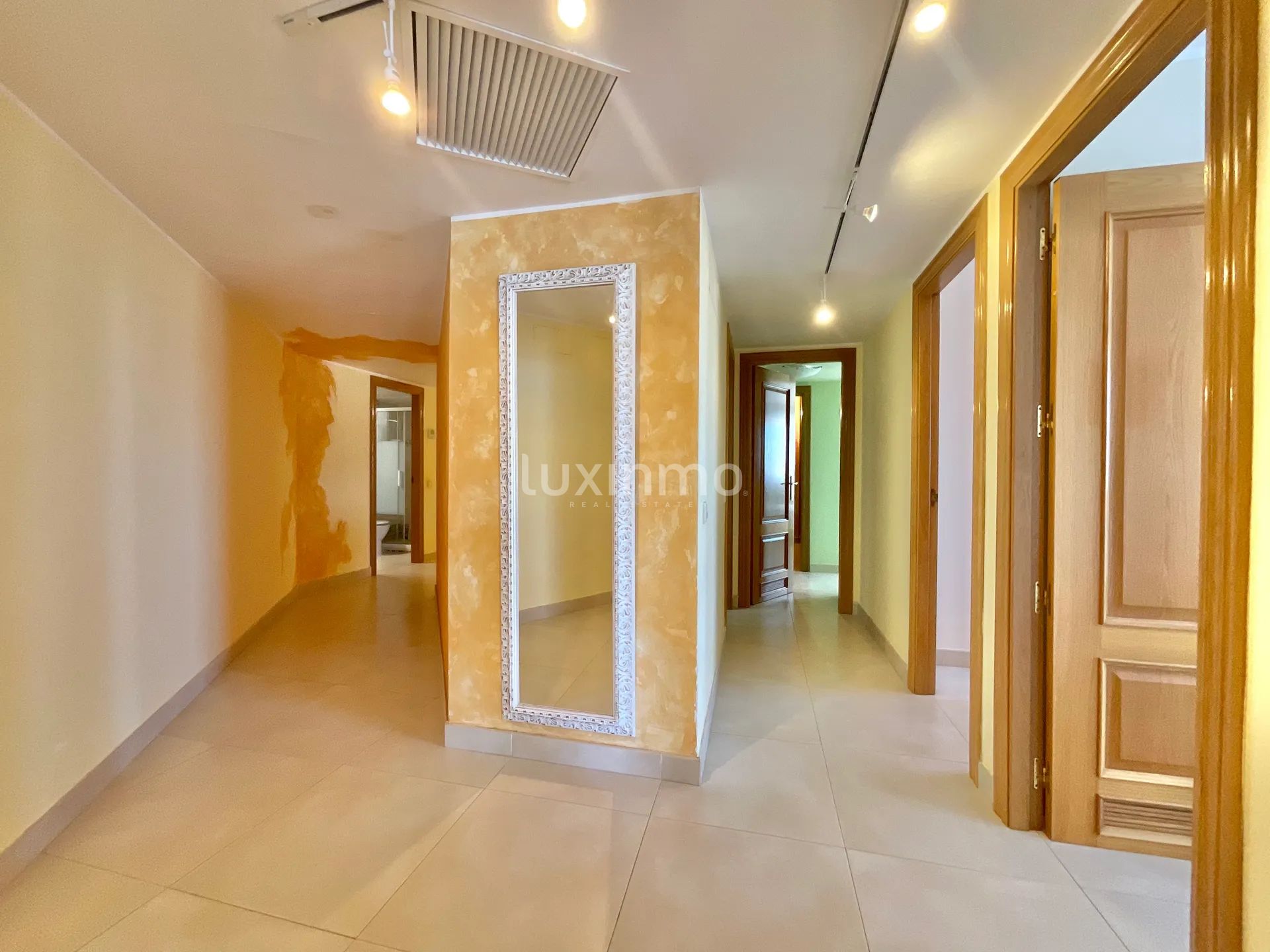Appartement met 4 slaapkamers in mediterrane stijl en zeezicht te koop in Marina Botafoc-Talamanca, Ibiza — photo 16