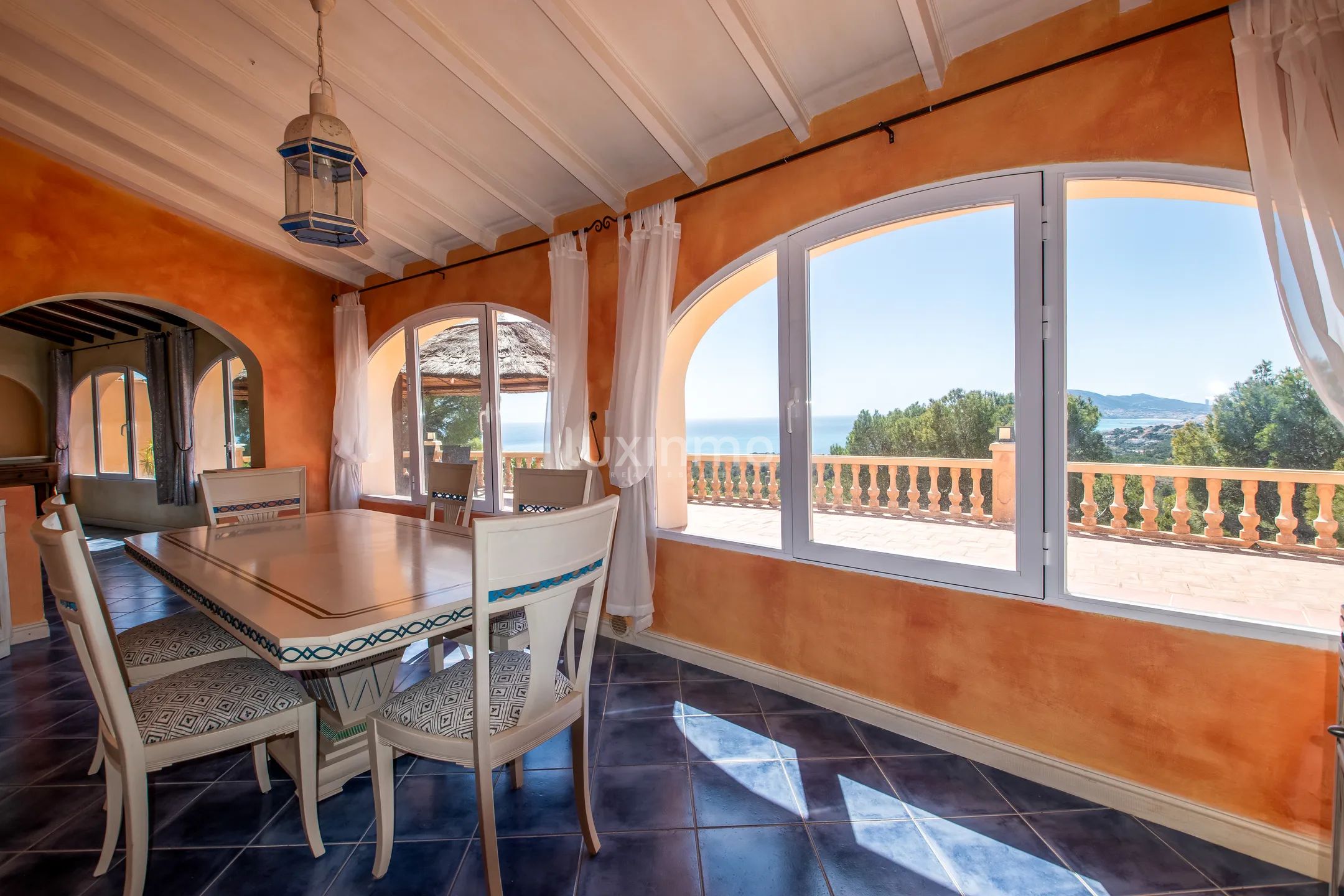 Vacker villa med havsutsikt till salu i Altea — photo 21