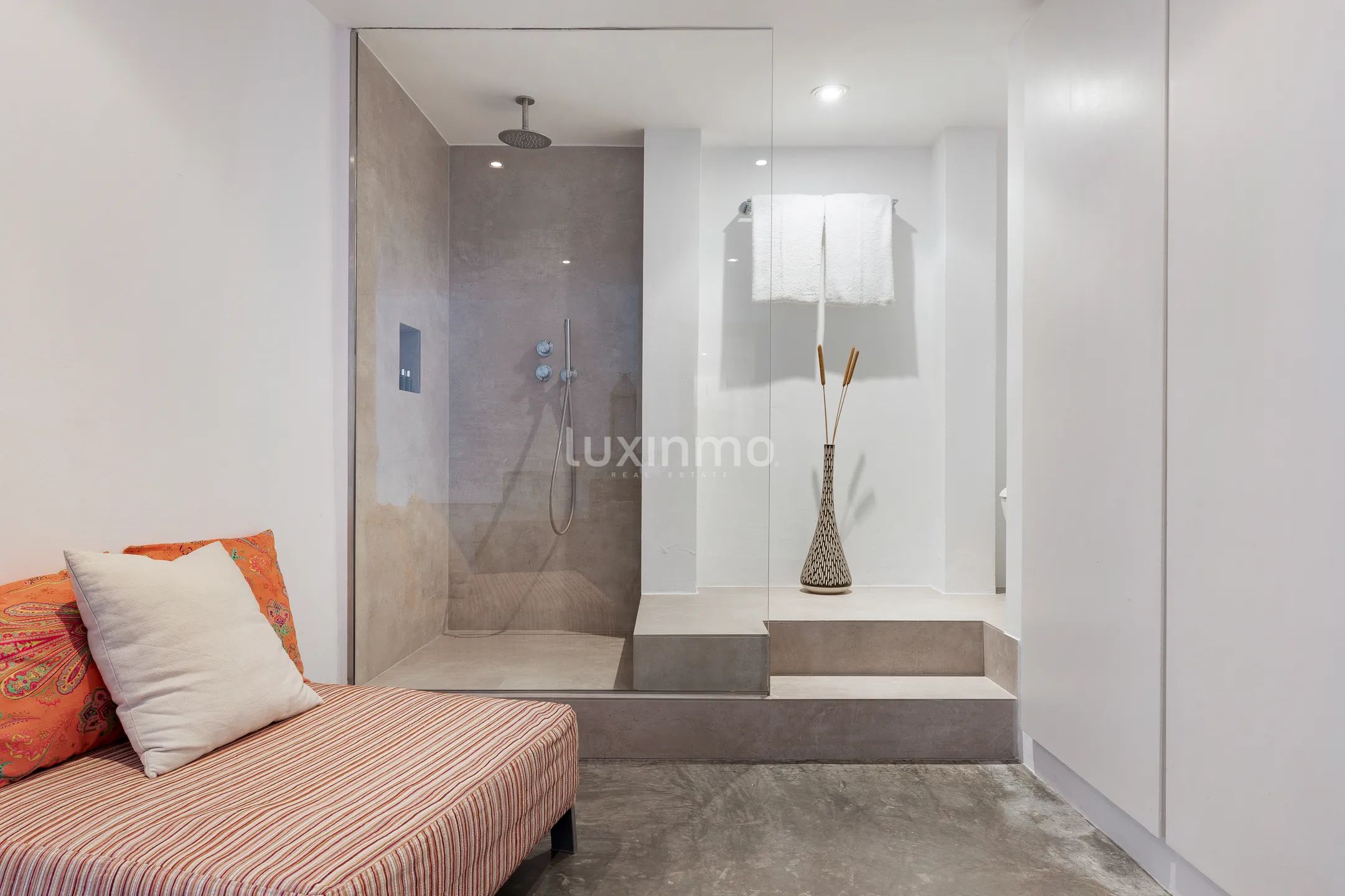 Villa Elysia - contemporary serenity near Santa Gertrudis — photo 23