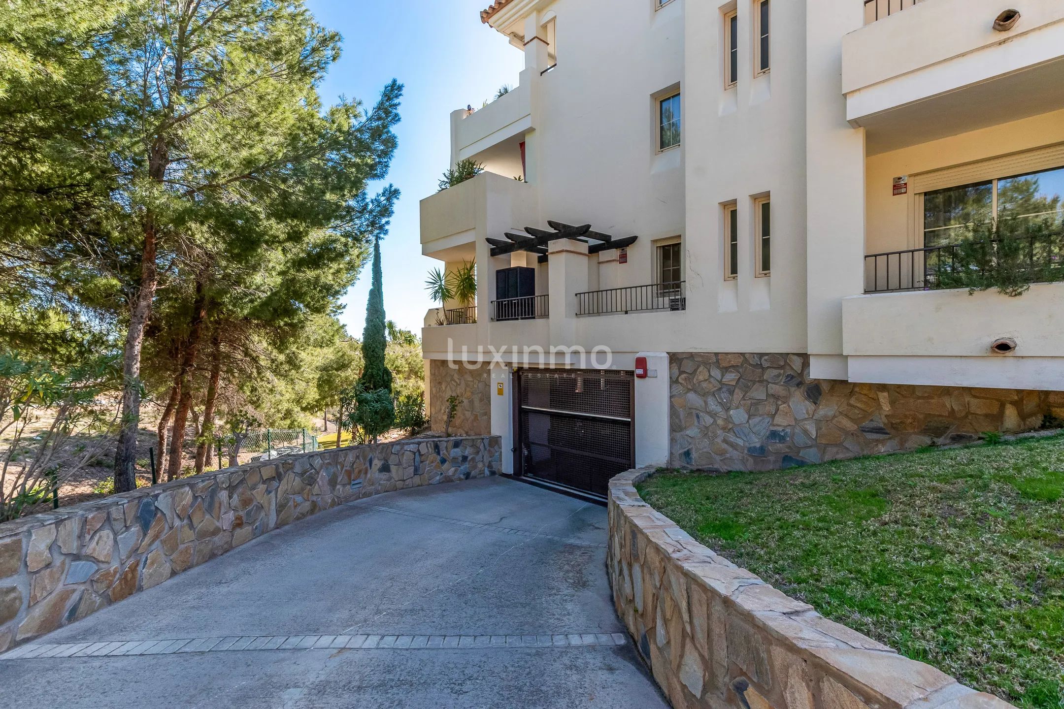 Śródziemnomorski dupleks z widokiem na morze w Sierra Cortina — photo 29