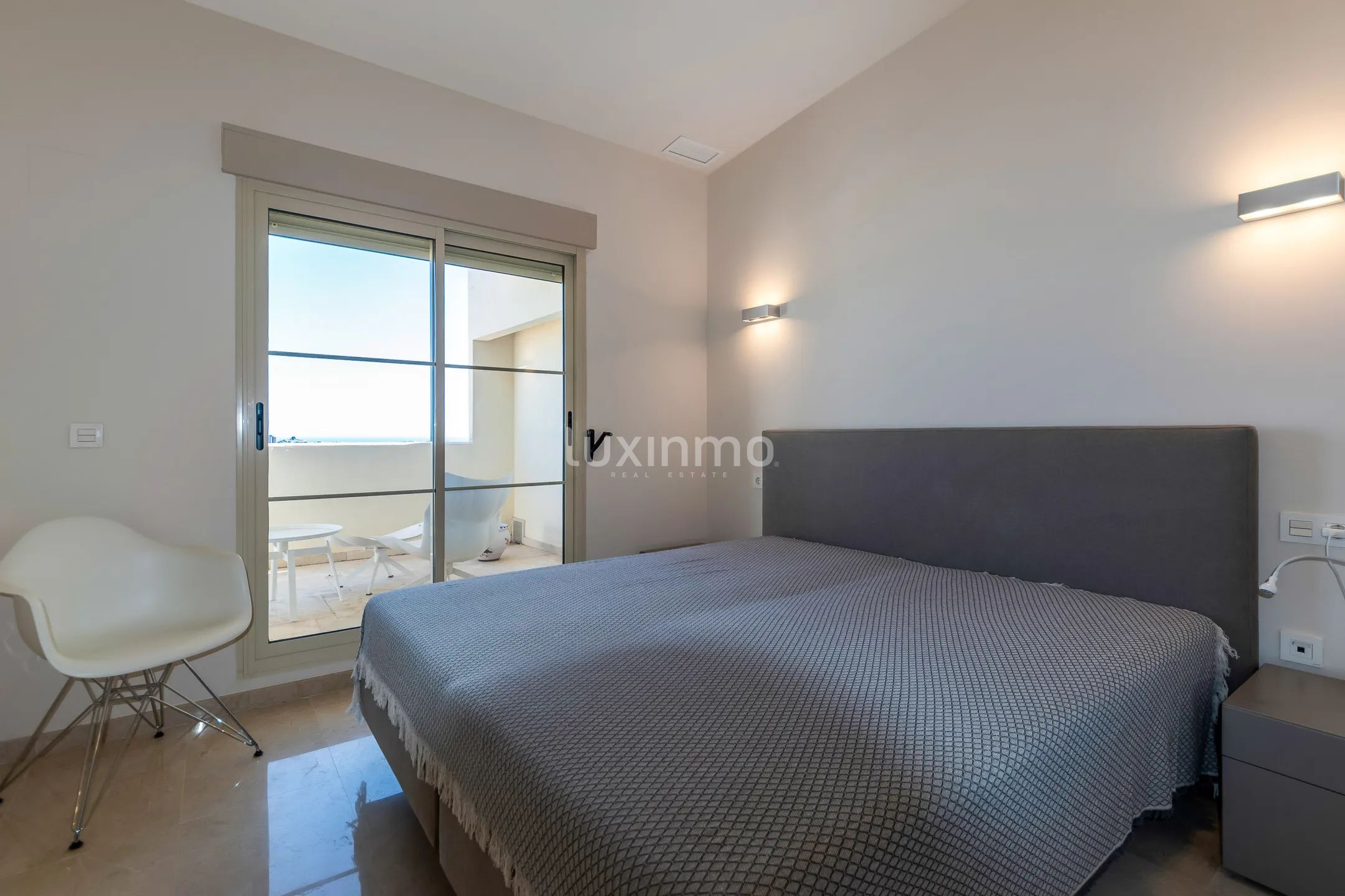 Śródziemnomorski dupleks z widokiem na morze w Sierra Cortina — photo 24